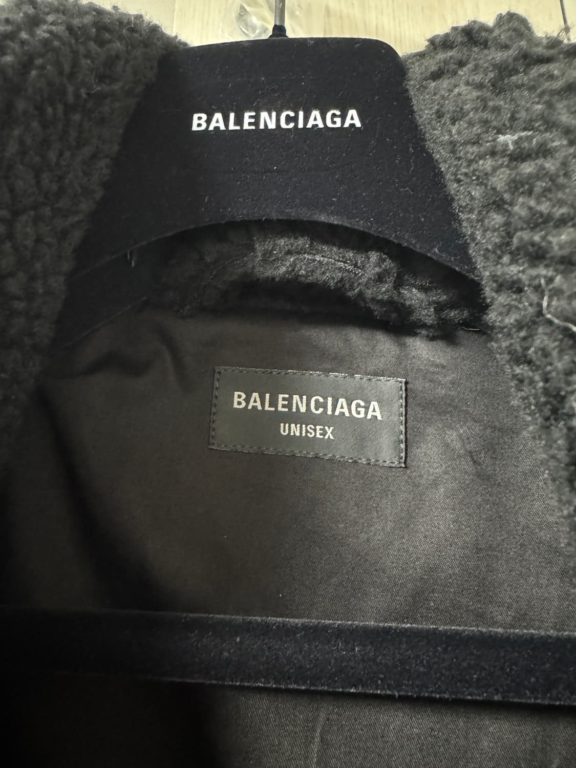 [새제품] 발렌시아가 오버사이즈 플리스 자켓 블랙 4사이즈 상품이미지2