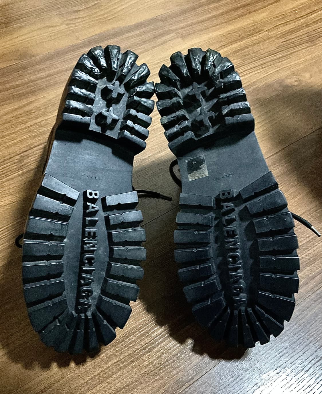 발렌시아가 스트라이크 레이스업 부츠 40 상품이미지4