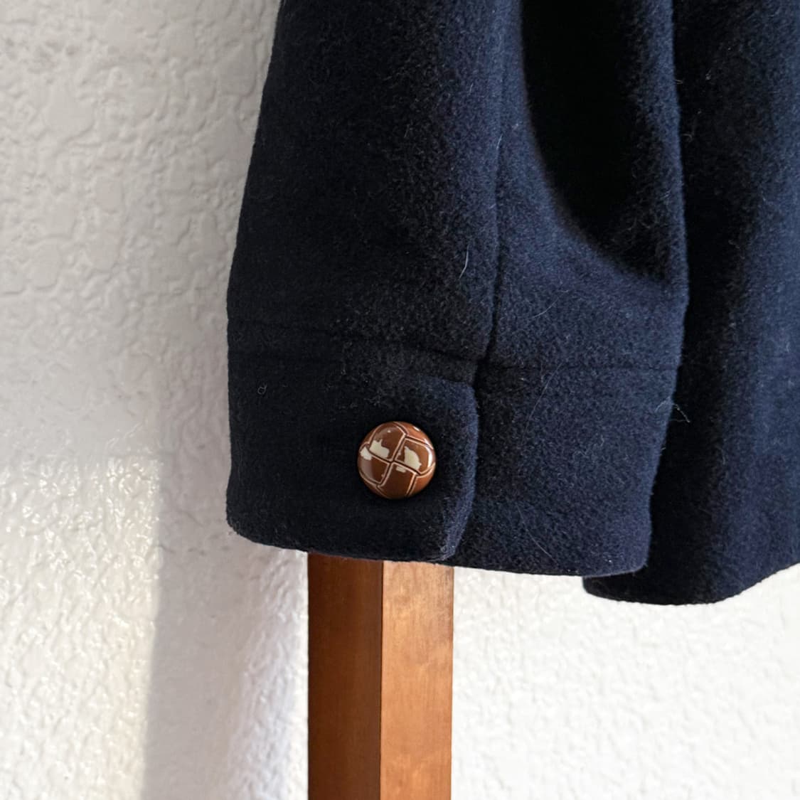 우드 버튼 네이비 코지 코트  상품이미지8