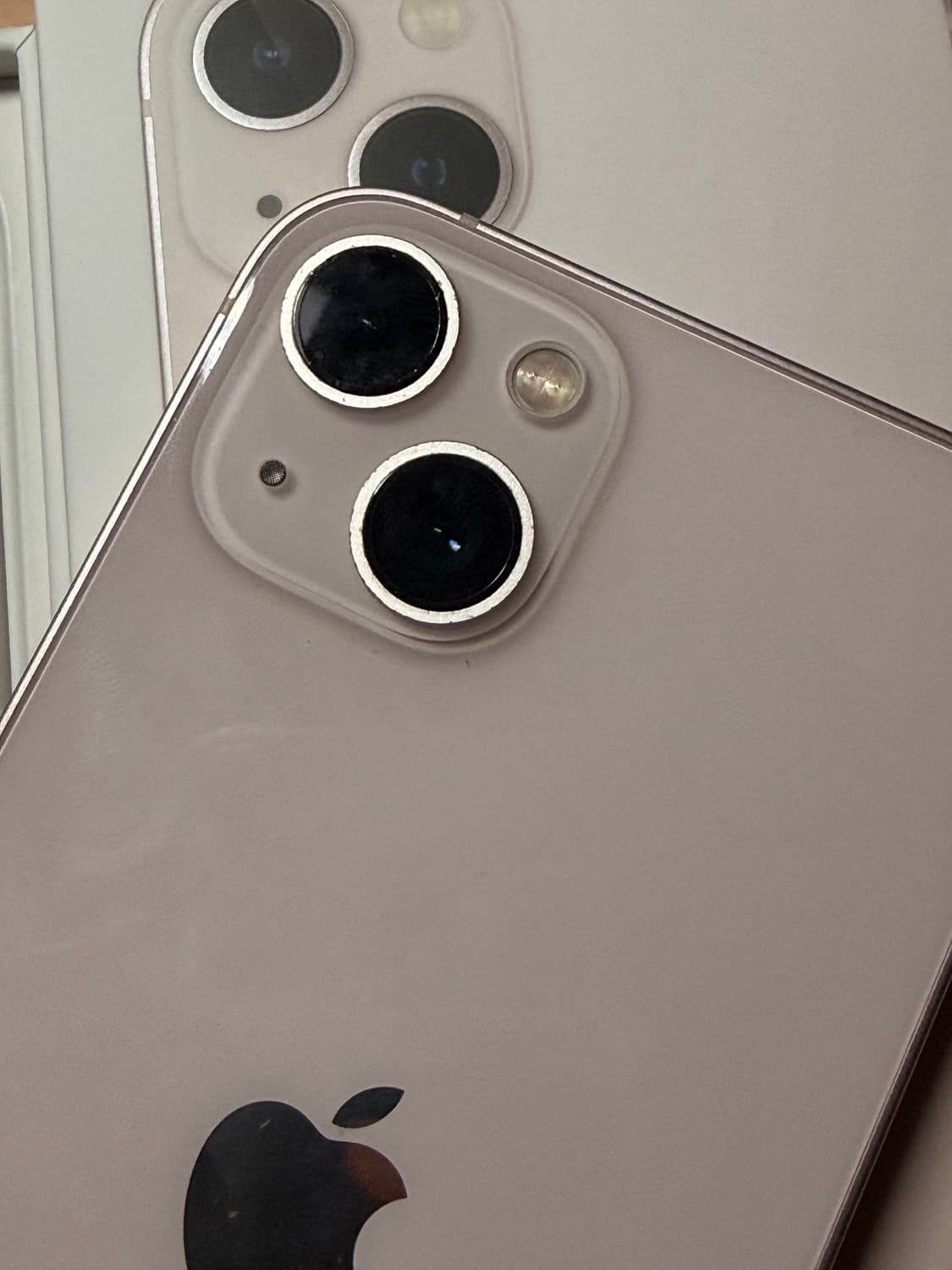 아이폰 13 핑크 128기가 상품이미지3