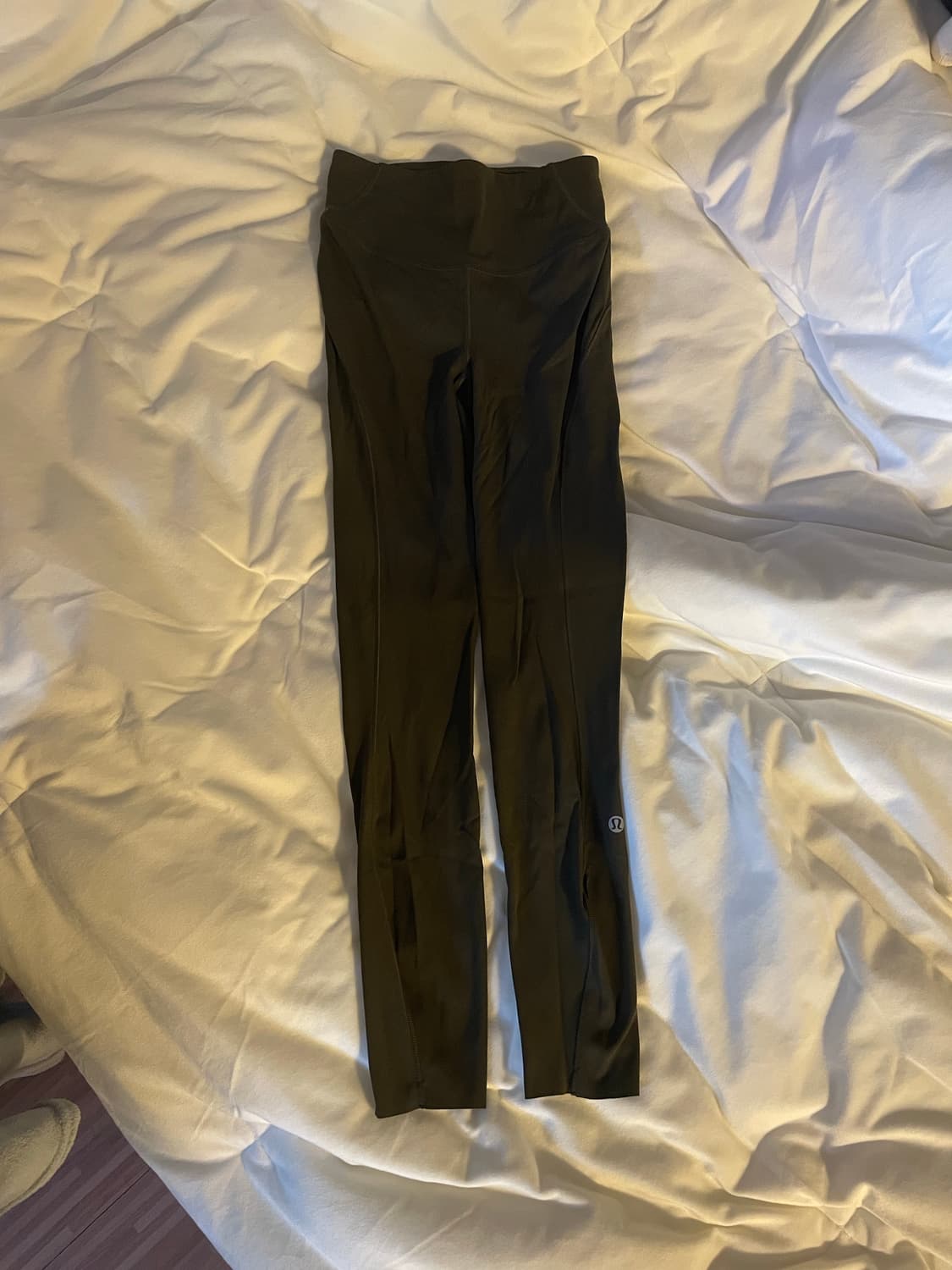 룰루레몬 레깅스 카키 xs 상품이미지1