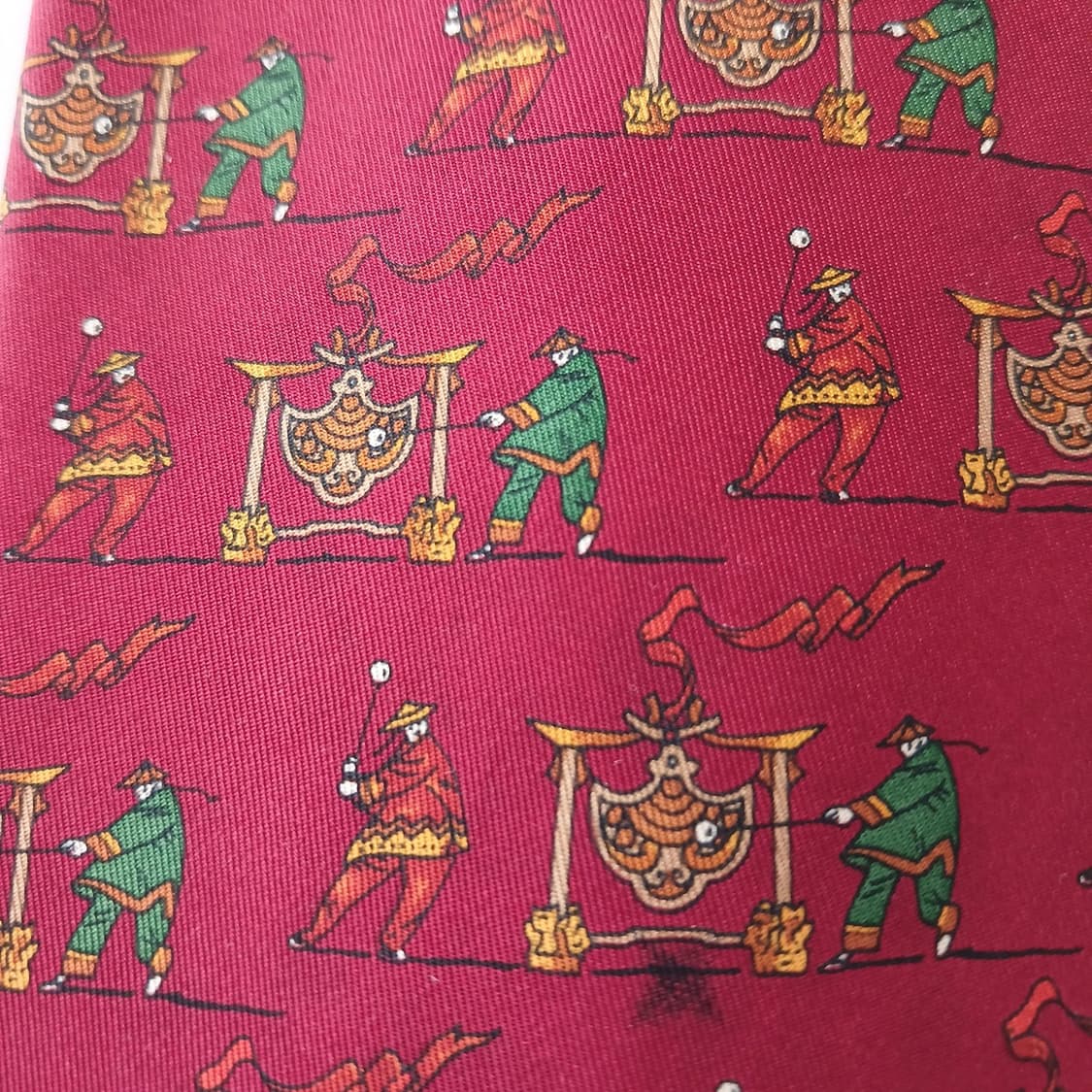 살바토레 페라가모 실크 레드 넥타이 9.7cm A등급 A18854
 상품이미지6