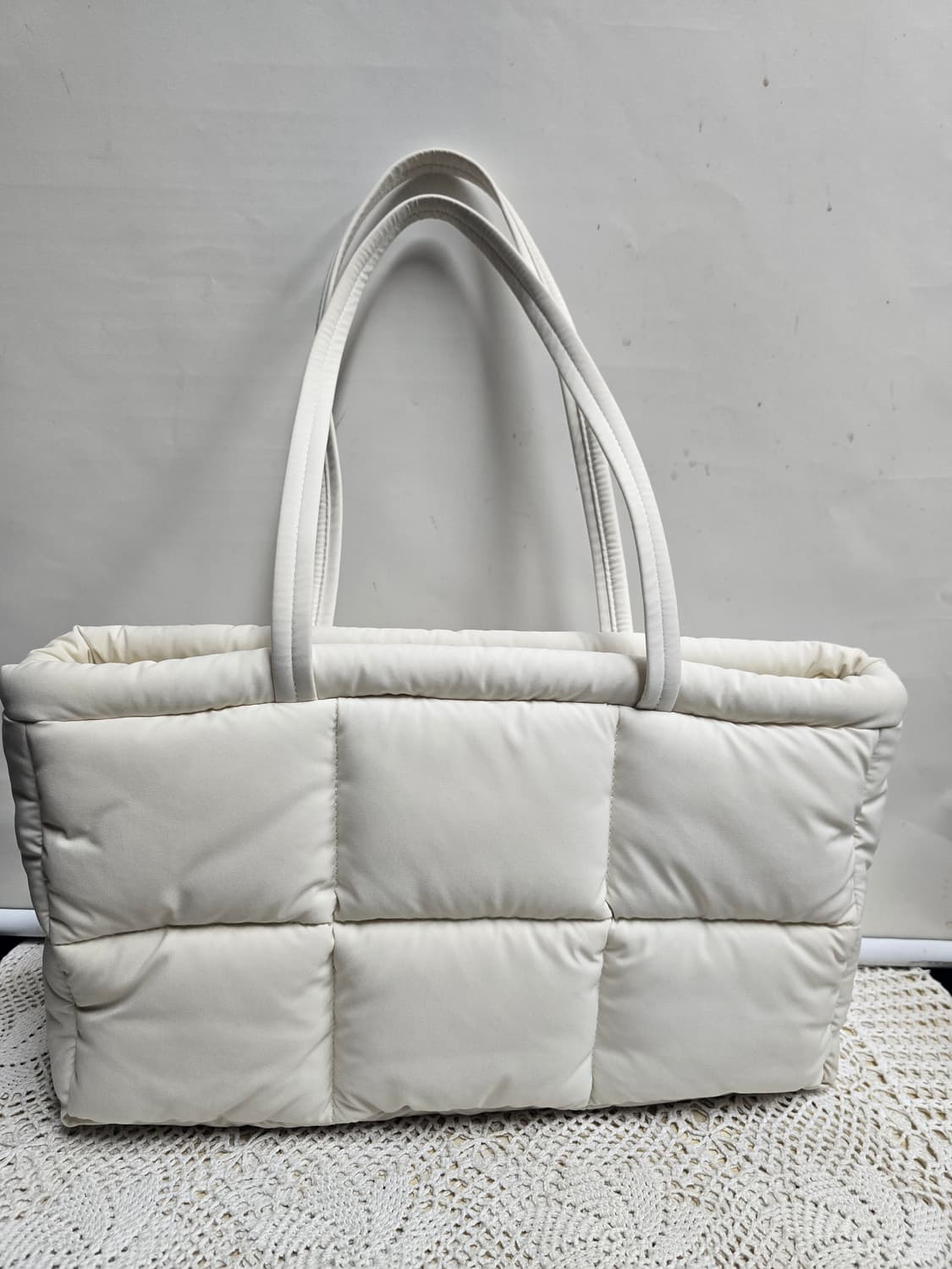 스탠드오일 버블누빔 패딩 가방 (크림색상) 상품이미지4