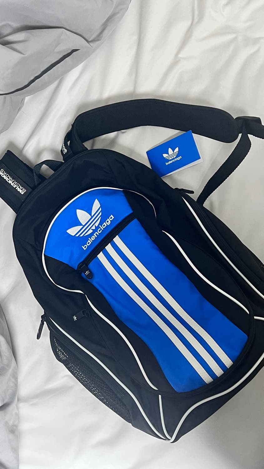 발렌시아가 아디다스 백팩 상품이미지1