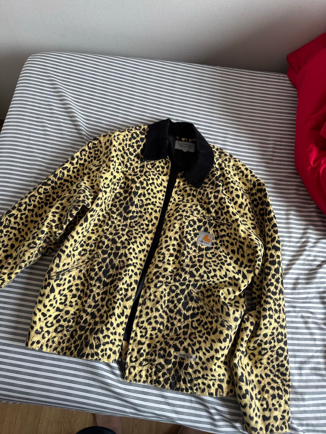 칼하트X와코마리아 L사이즈 상품이미지1