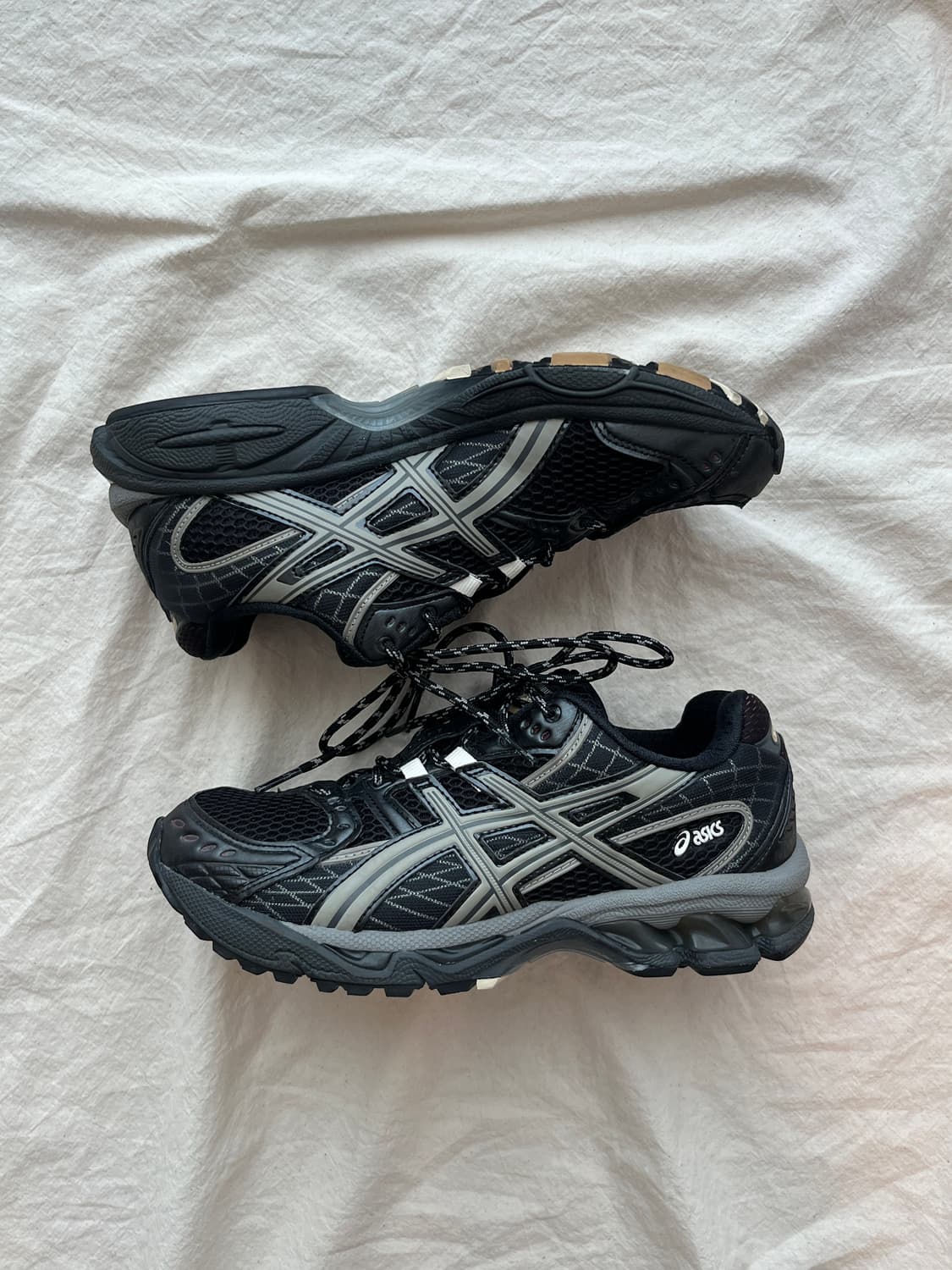 아식스 젤 님버스 10.1 블랙:클레이그레이 상품이미지3