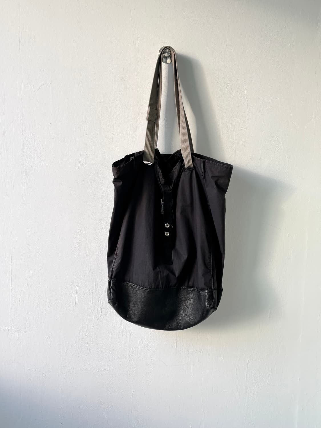 크리스 반 아쉐 이스트팩 페이딩 숄더백 상품이미지6