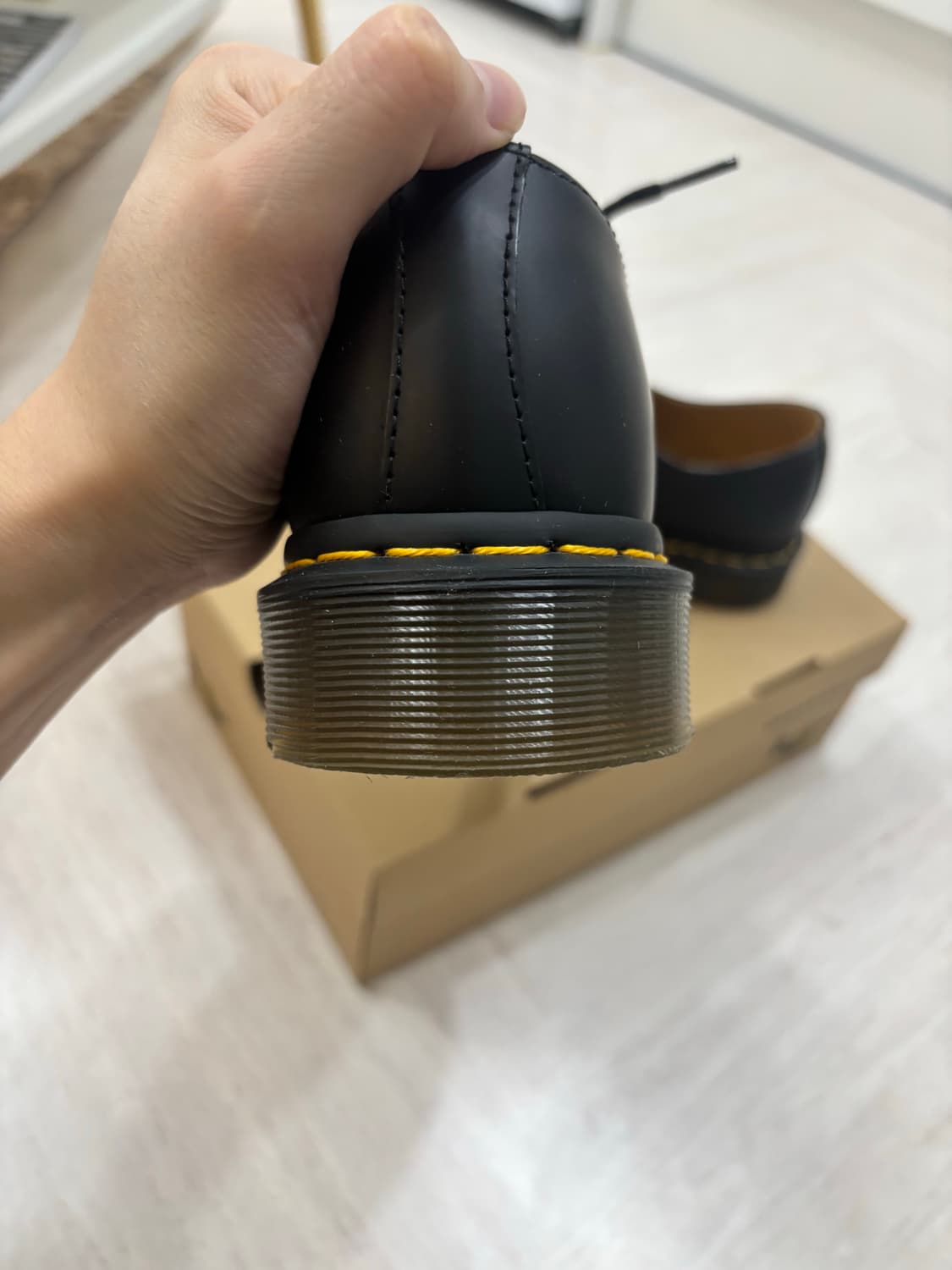 닥터마틴 1461 스무스 260 상품이미지2