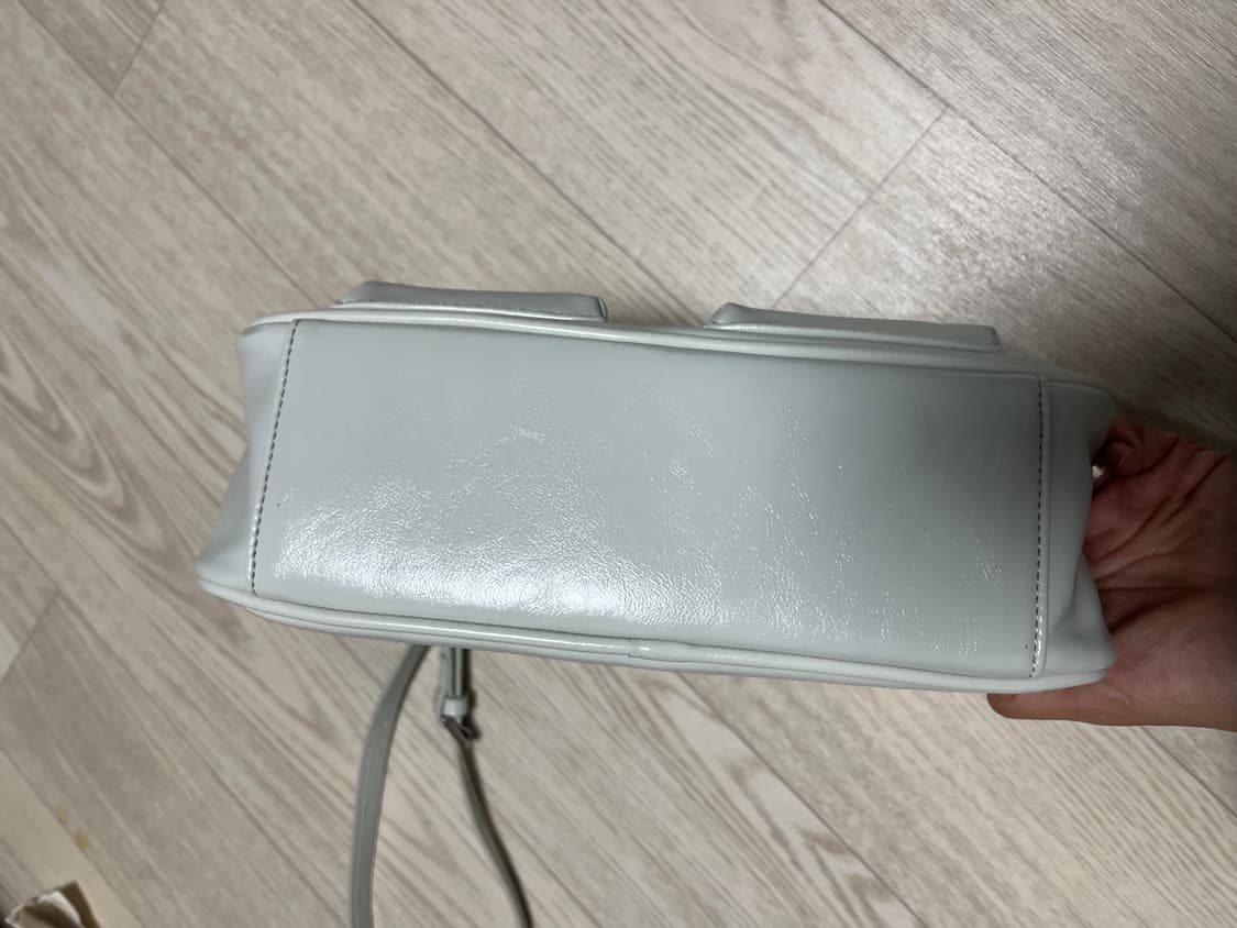 스탠드오일 미니 크로스백 화이트 상품이미지3