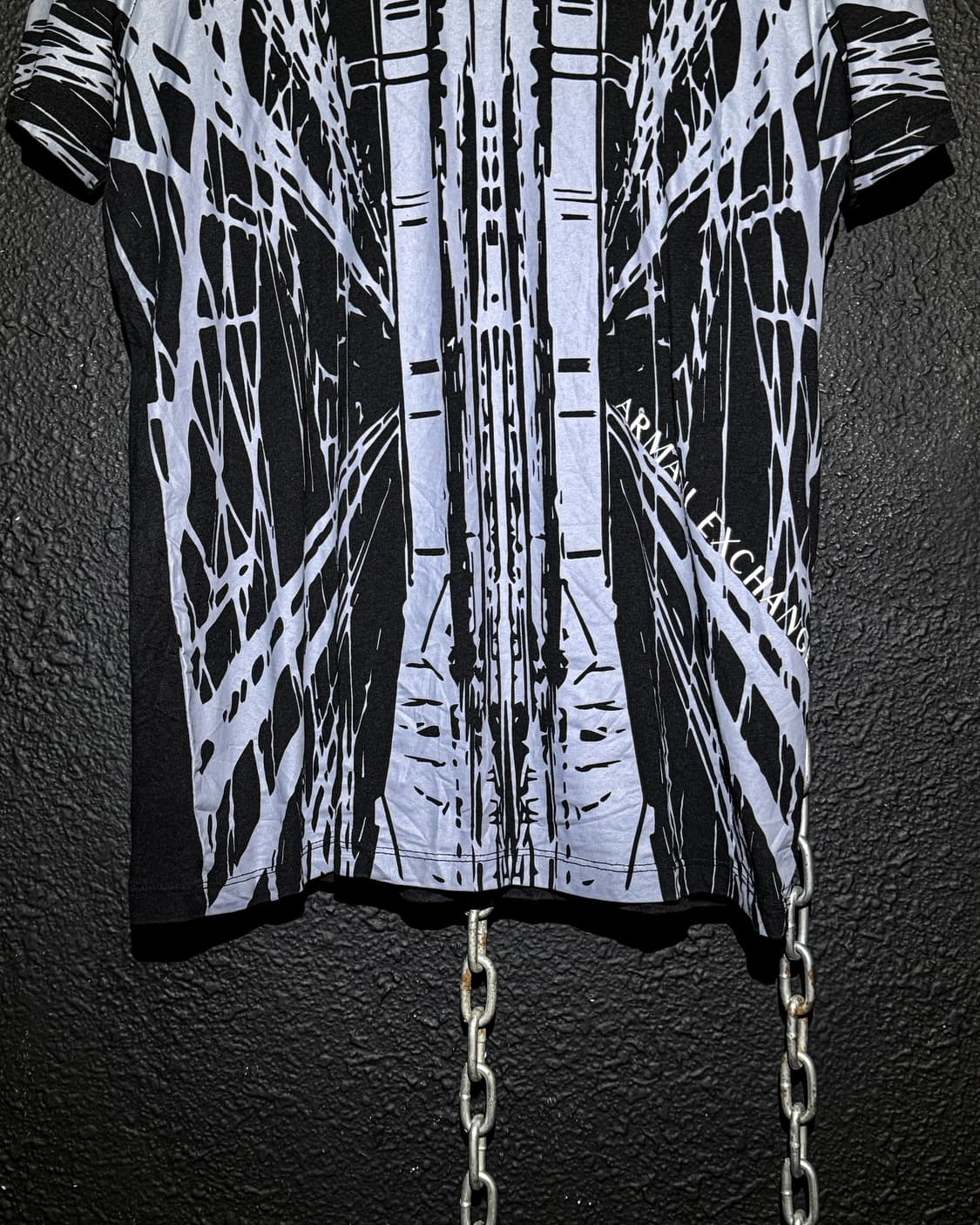 Armani Exchange – V-neck T-shirt  상품이미지4