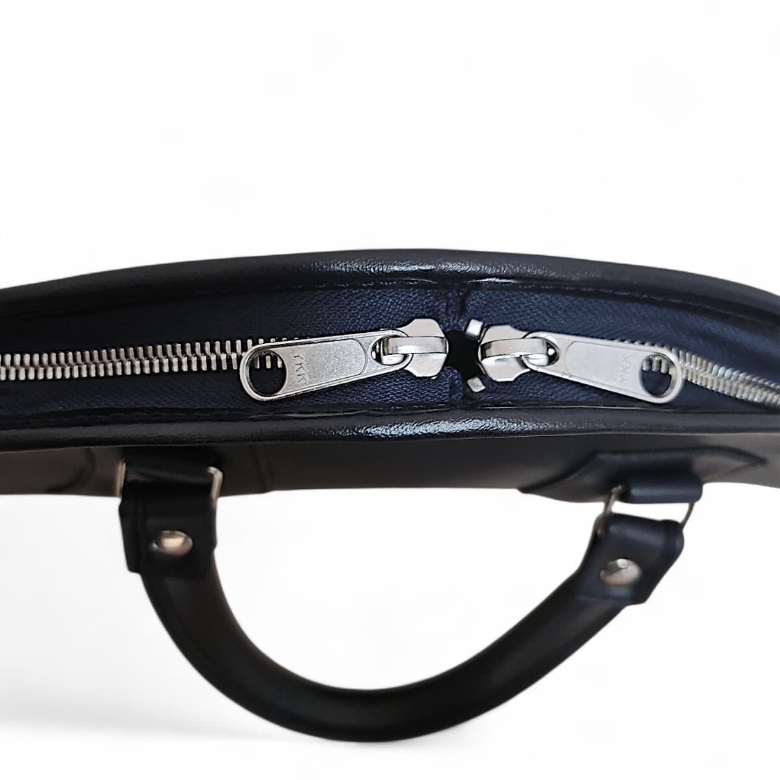 꼼데가르송 서클 핸드백 상품이미지10