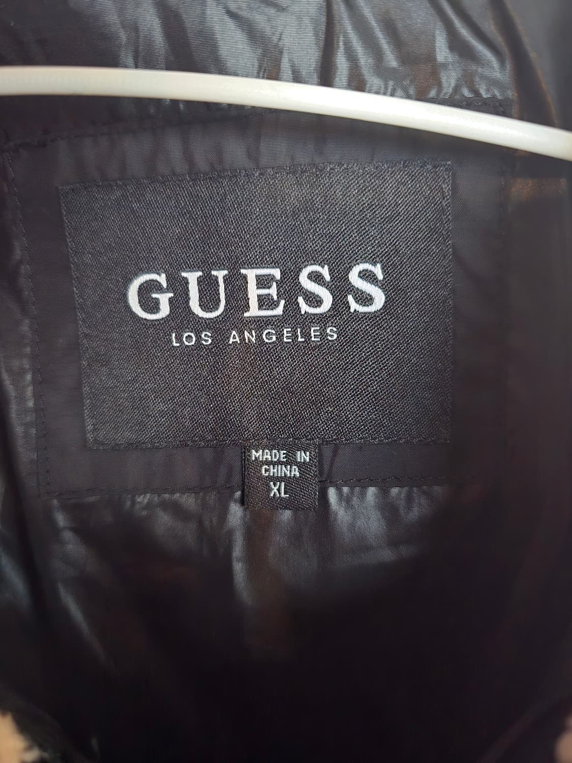 게스 블랙 뽀글이 카라 패딩 자켓 상품이미지4