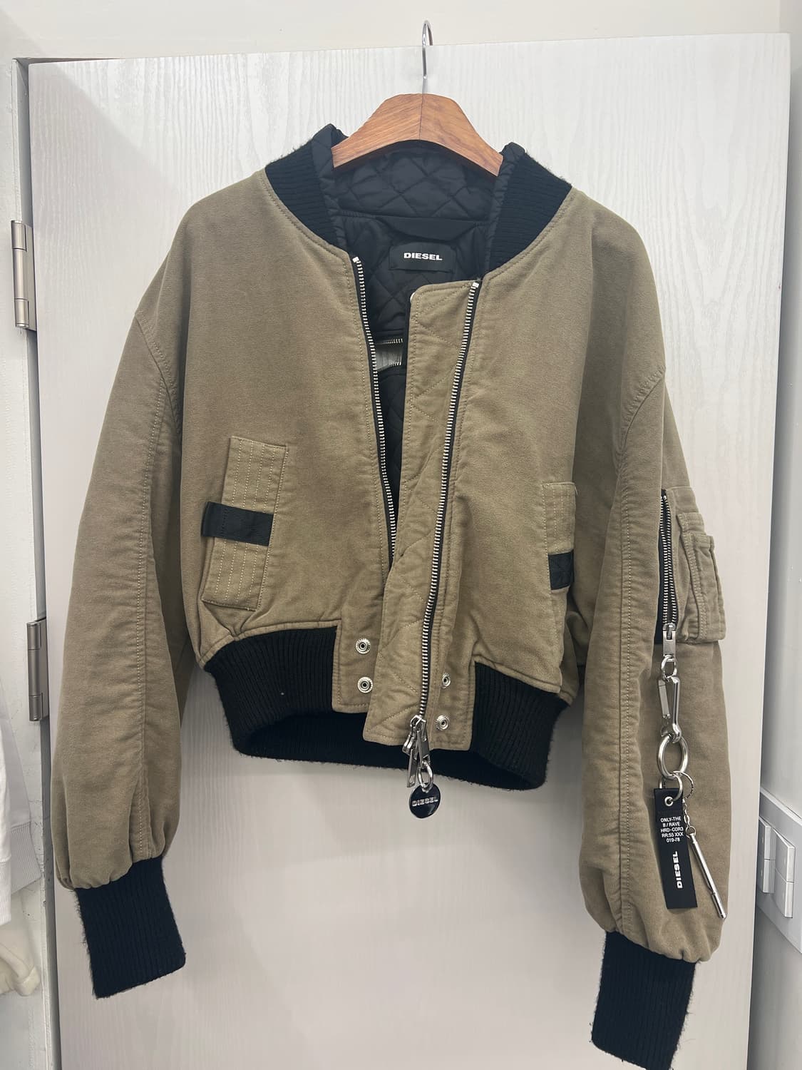 디젤 백지퍼 ma1 상품이미지2