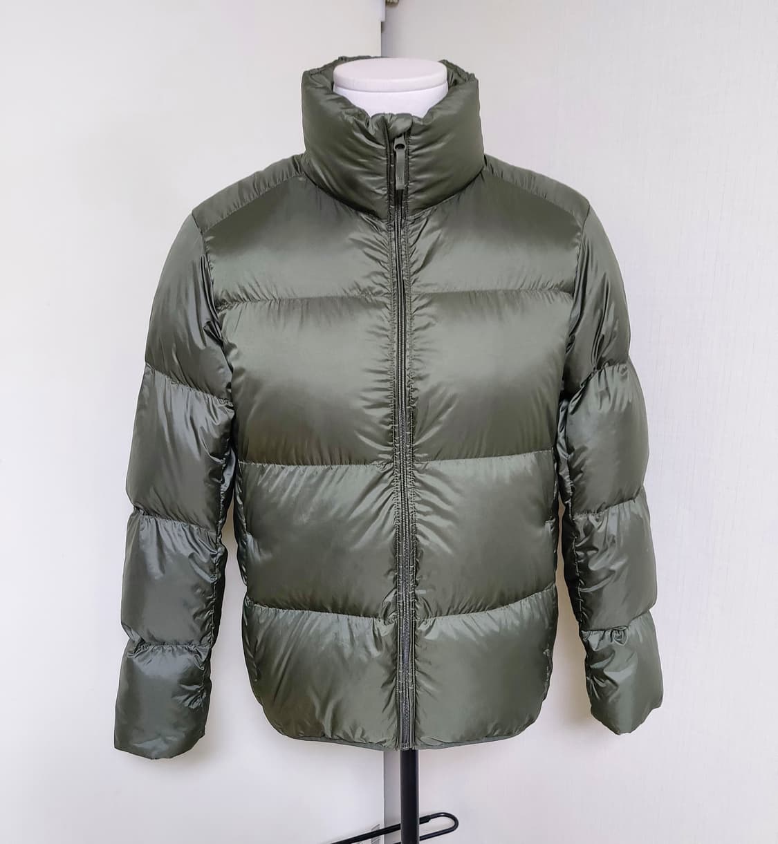 유니클로 울트라 라이트 다운 봉태규패딩(L) 상품이미지1