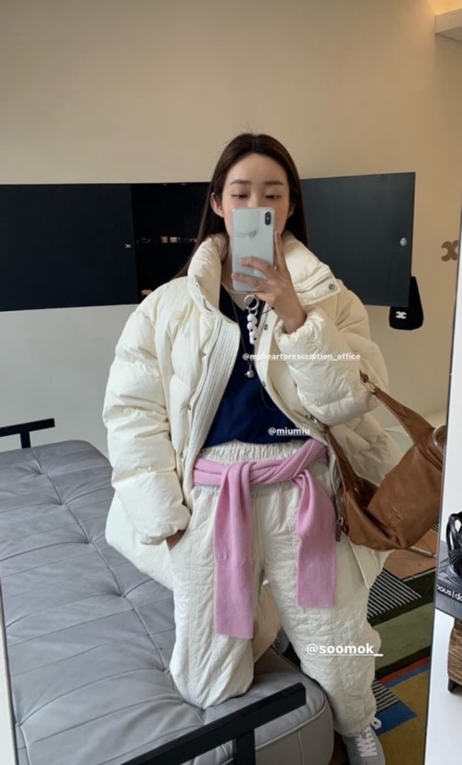 렉토 샤이닝 퀼티드 구스다운 패딩 크림 상품이미지2