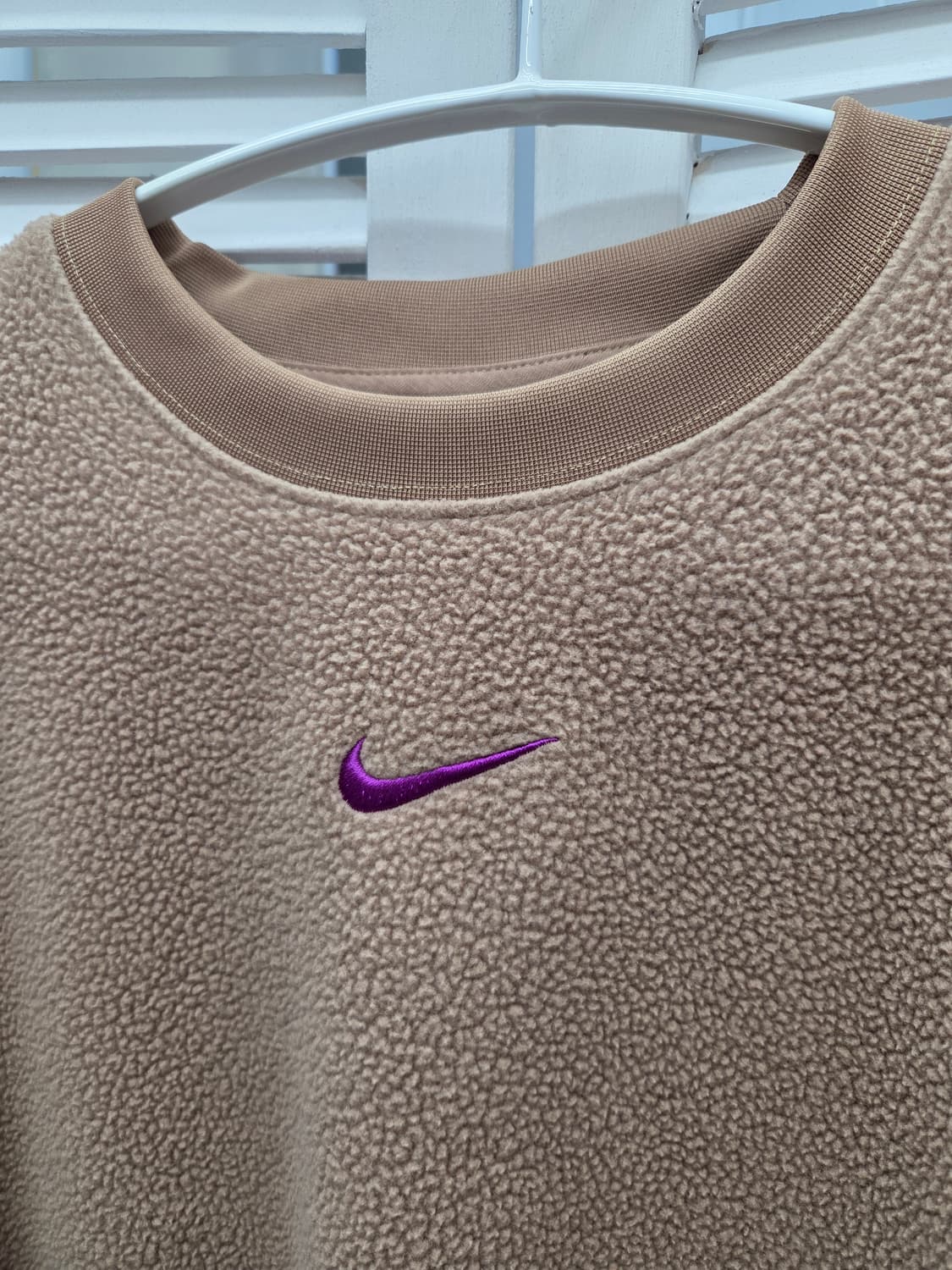 나이키 후리스 기모 크롭 맨투맨 상품이미지2