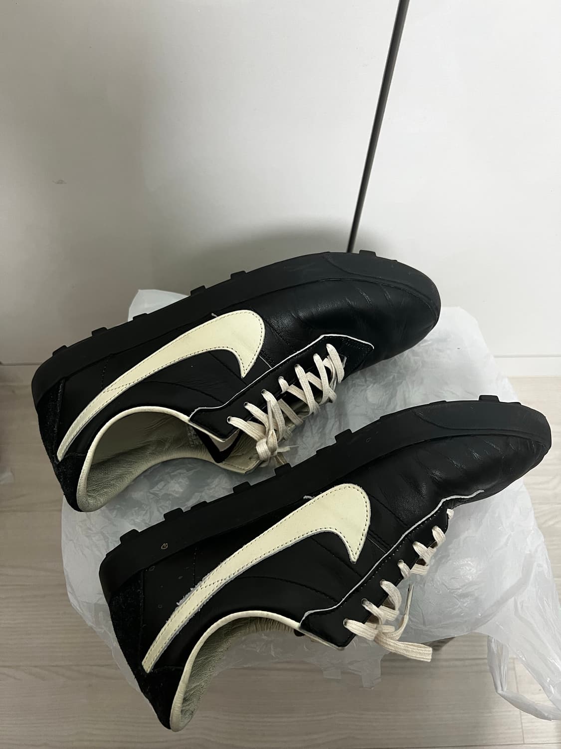 [275] 나이키 보디 아스트로그래버 SP 블랙 앤 코코넛 밀크 상품이미지4