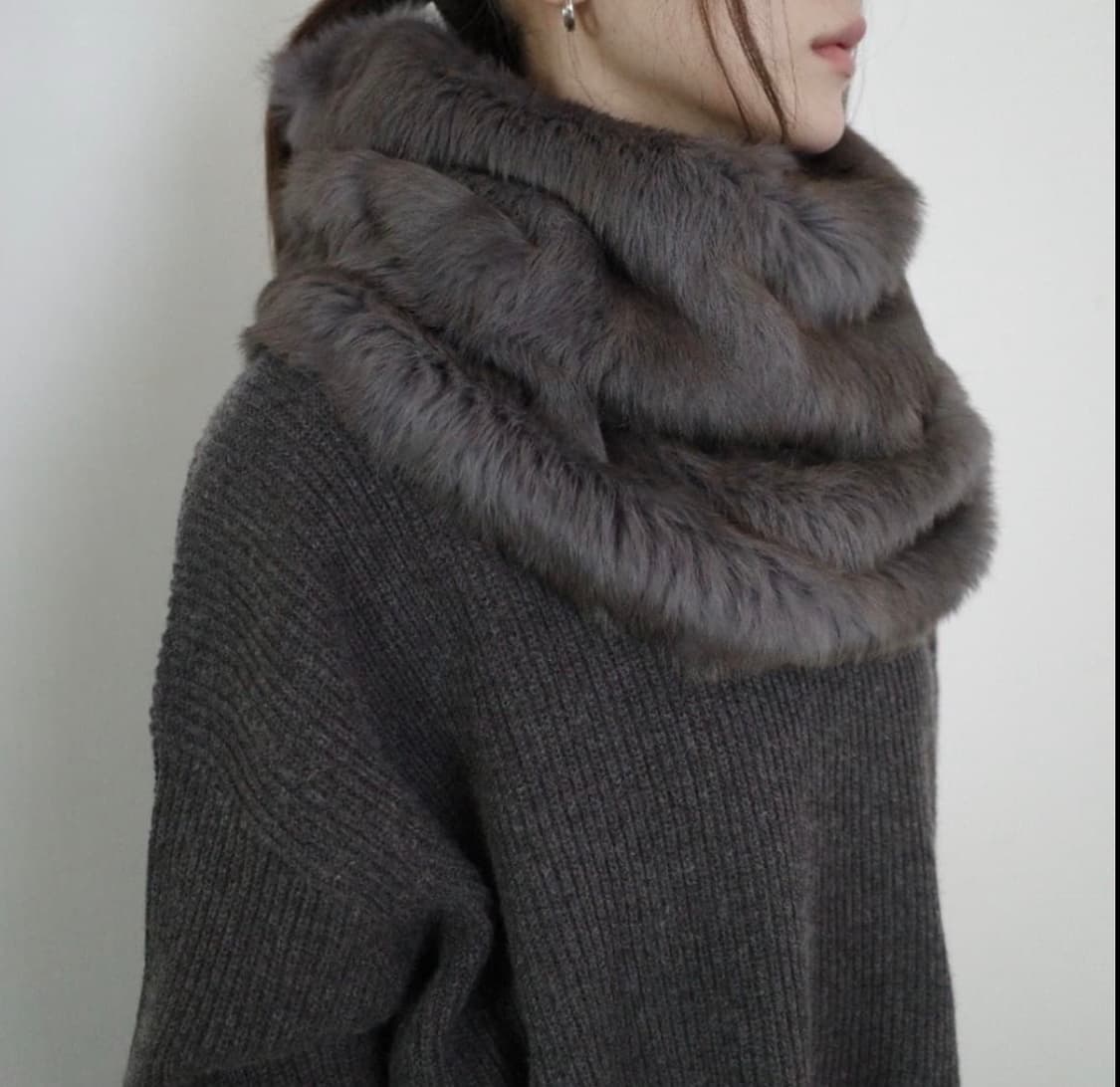 헬무트랭 퍼 넥워머 상품이미지4