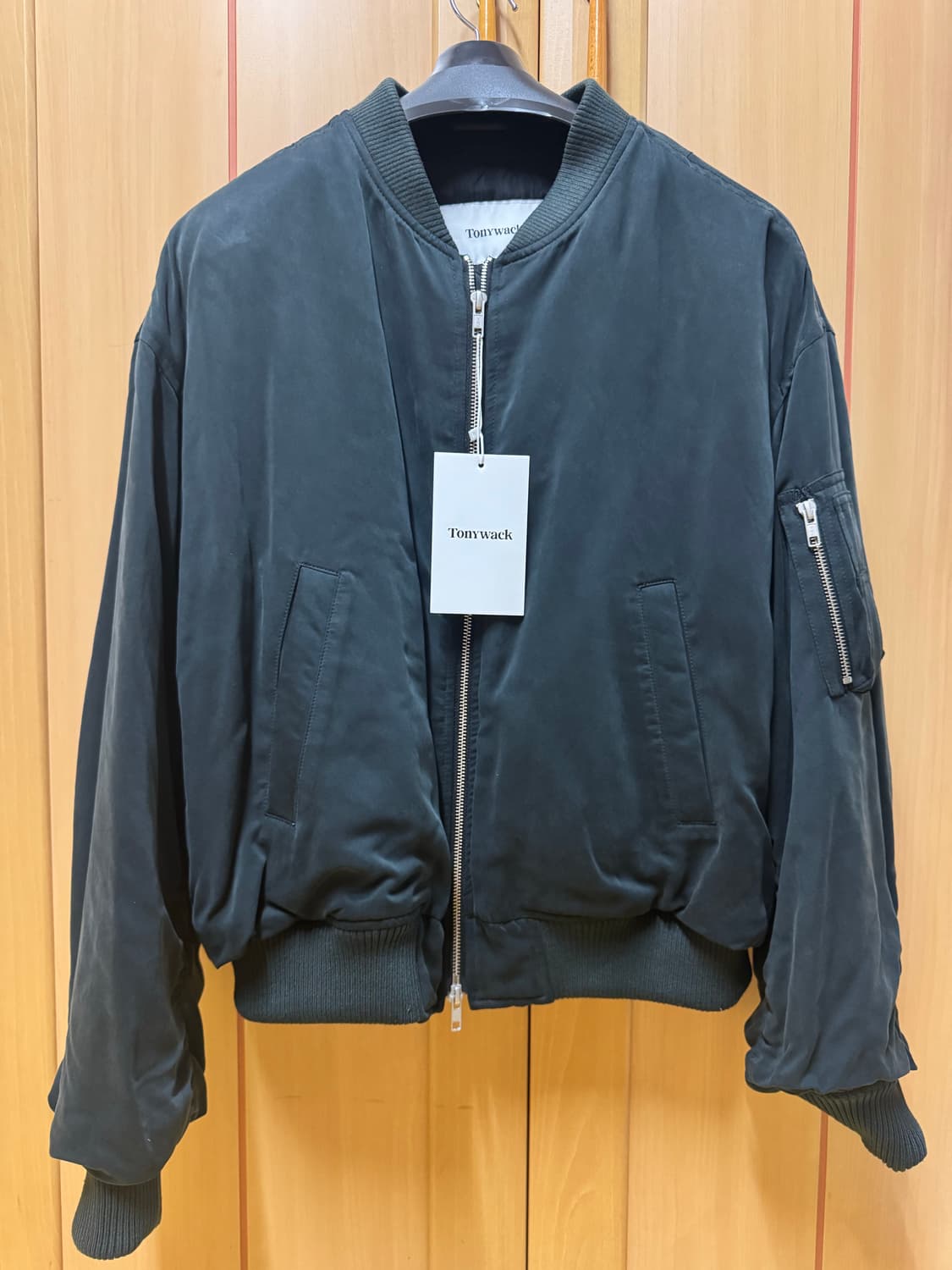 (새상품) 토니웩 25ss MA-1 레이온 봄버 상품이미지1