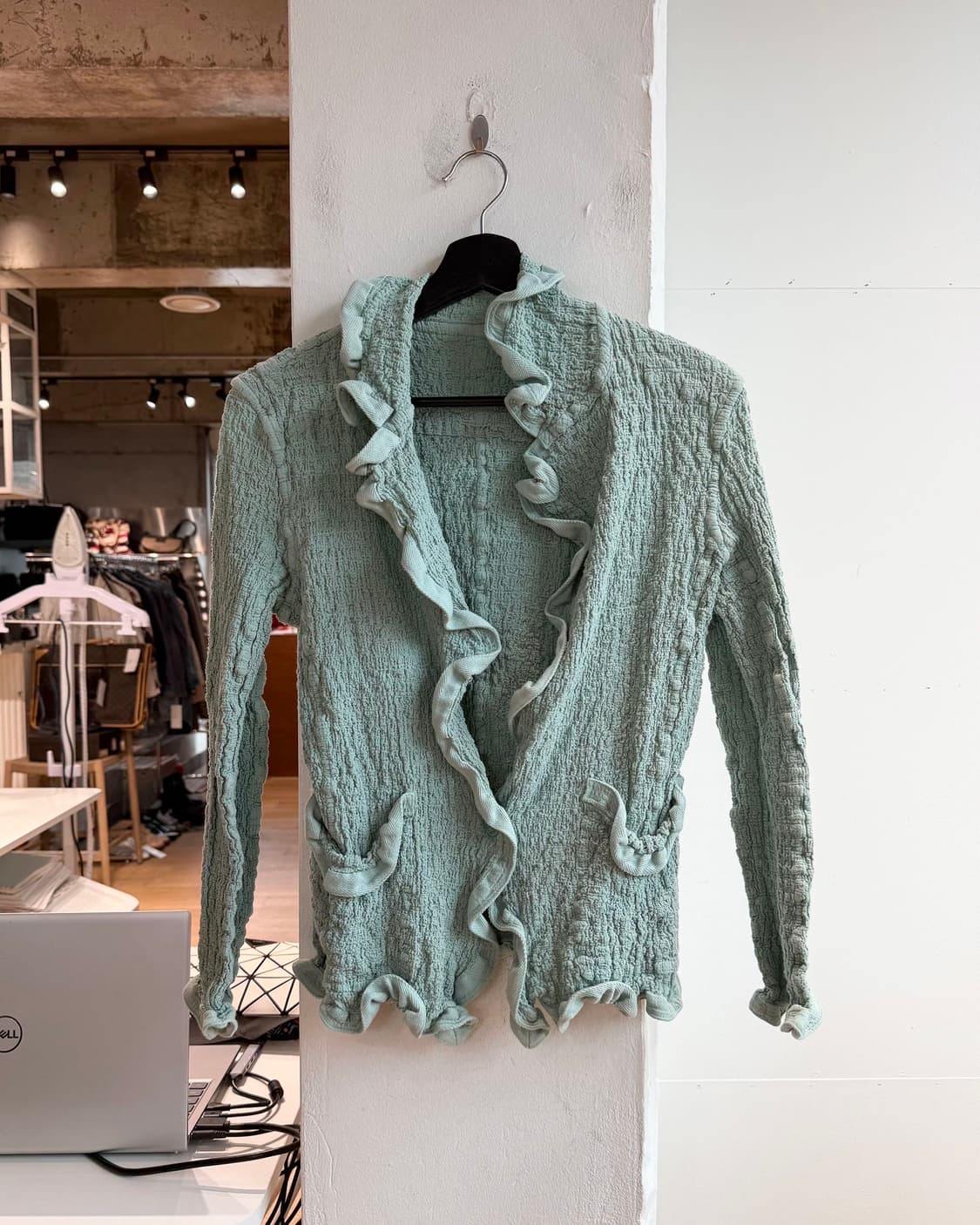 이세이미야케 미 그린 러플 가디건  상품이미지2