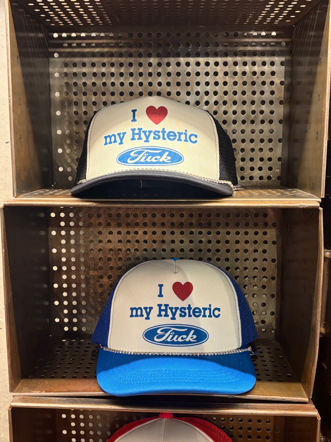 [2컬러/미개봉새상품]  히스테릭글래머 체인 모자 트러커 상품이미지2