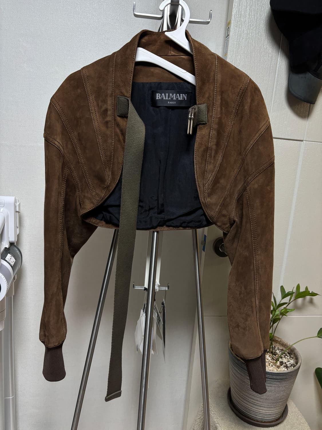 발망 누벅레더 볼레로 자켓.  상품이미지2