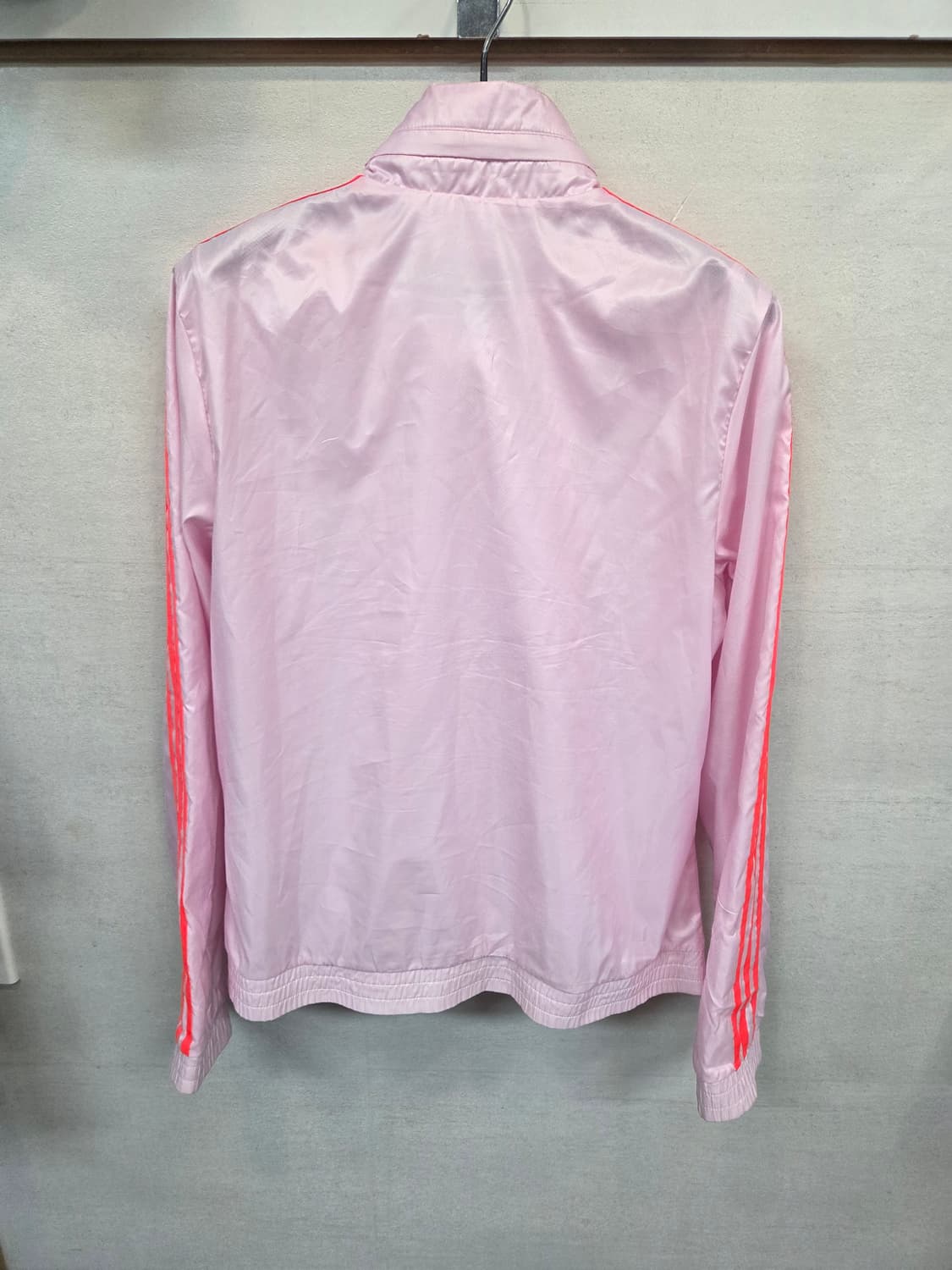 아디다스 연핑크 트랙탑 바람막이 후드자켓 90 상품이미지2