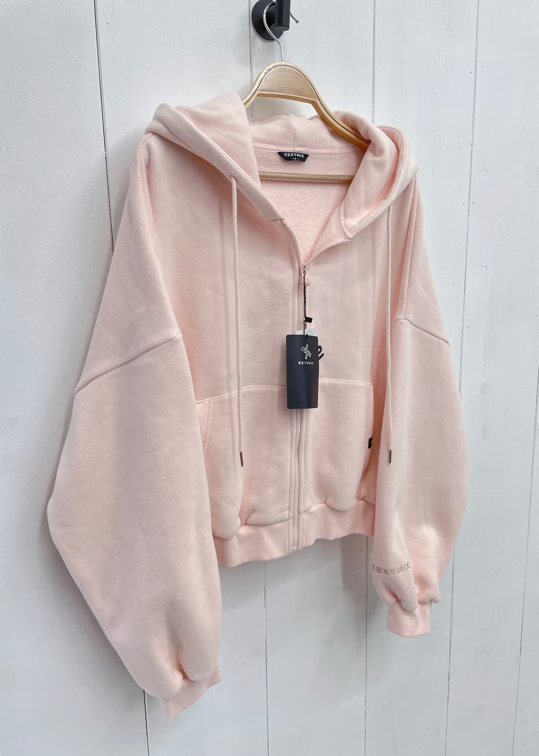 젝시믹스(XEXYMIX) 세피아 핑크 크롭 후드 집업 상품이미지6