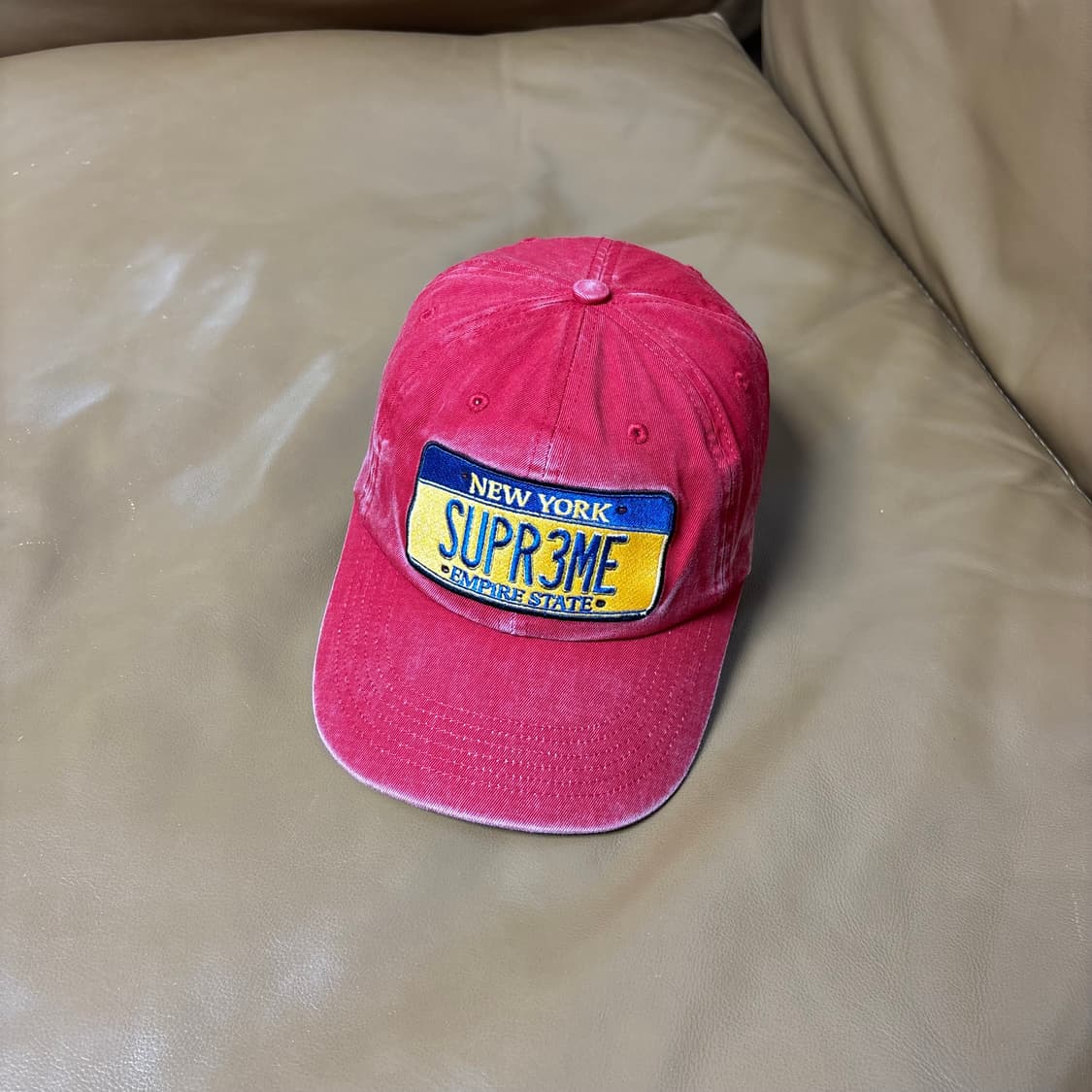 슈프림 6패널 볼캡 모자 라이센스 워시드 레드 상품이미지1