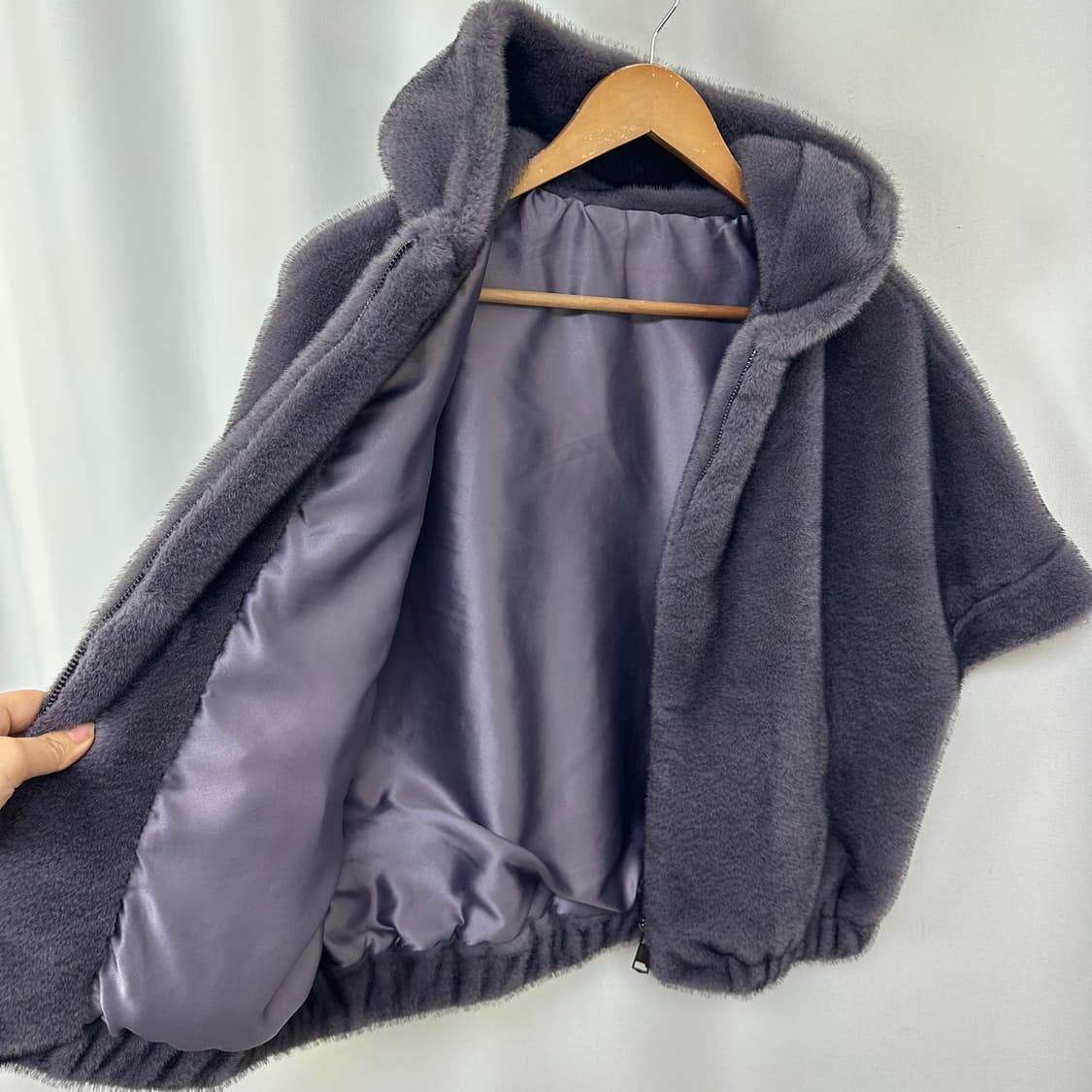 더아이잗 여자 반팔 퍼 조끼 55-66추천 상품이미지5