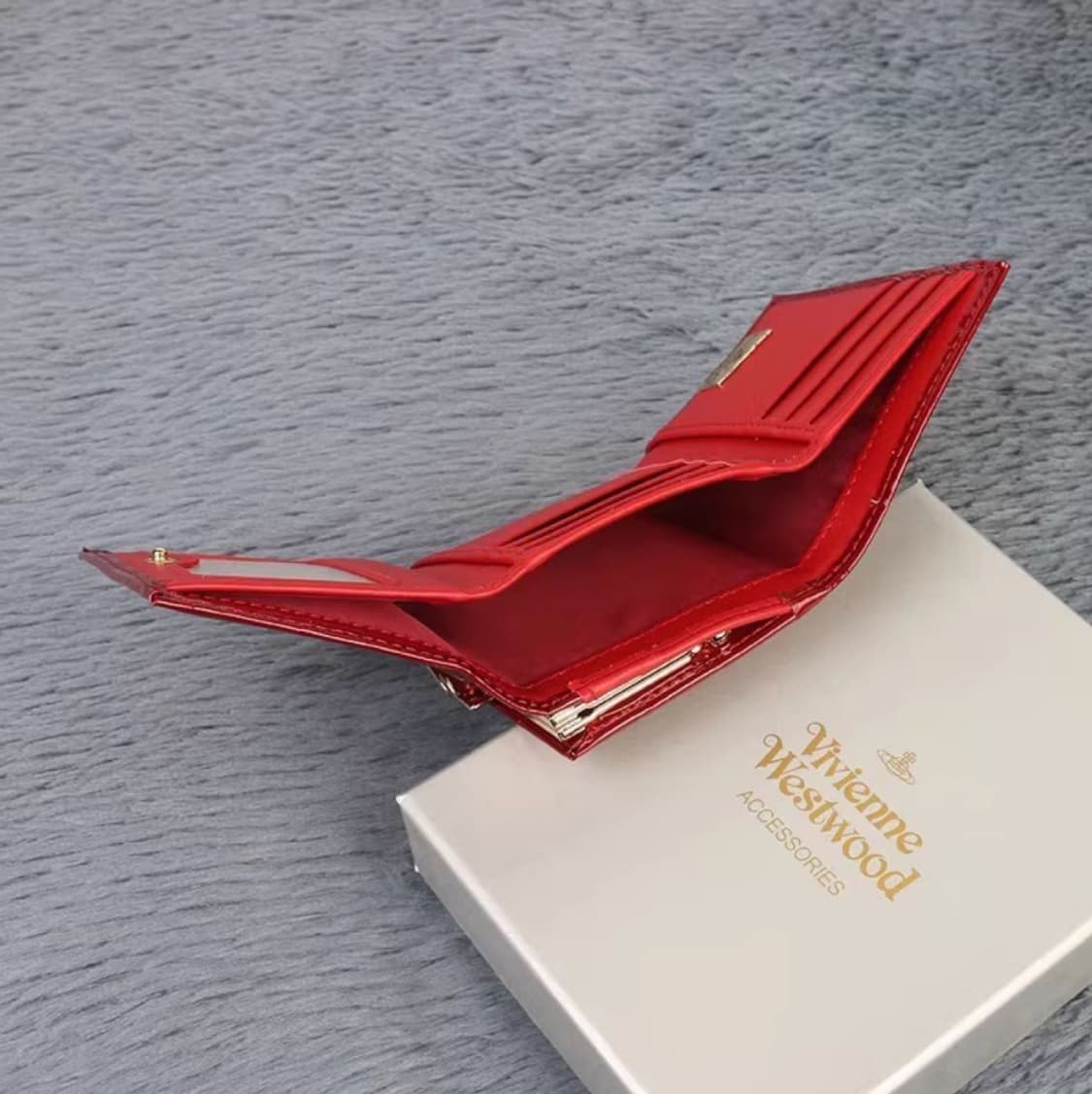 비비안웨스트우드 아카이브 금장 orb 펀칭 유광 레드레더 하프월렛 빈지갑 상품이미지5