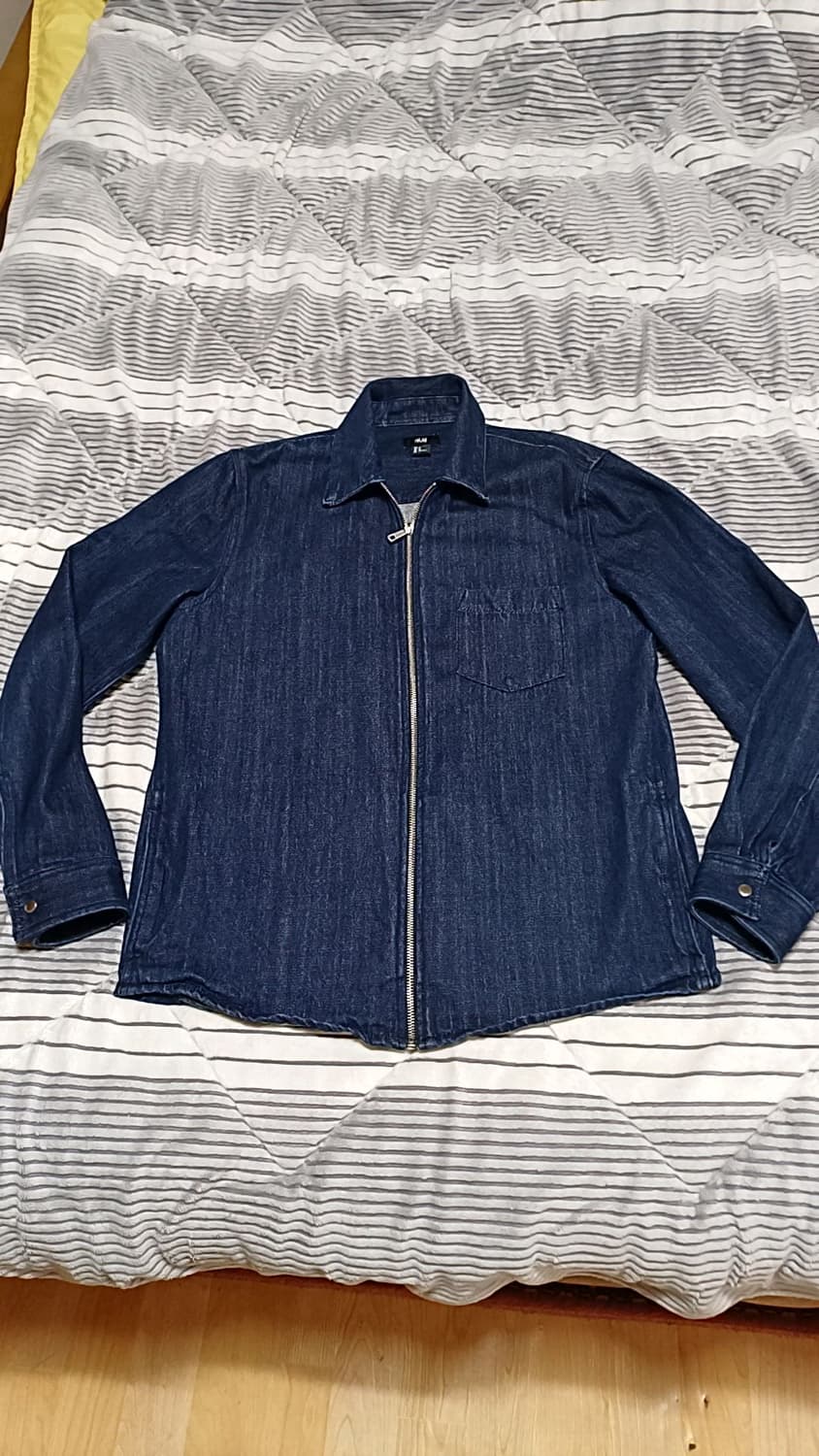 H&M 데님자켓 100 가슴57 기장73 상품이미지1