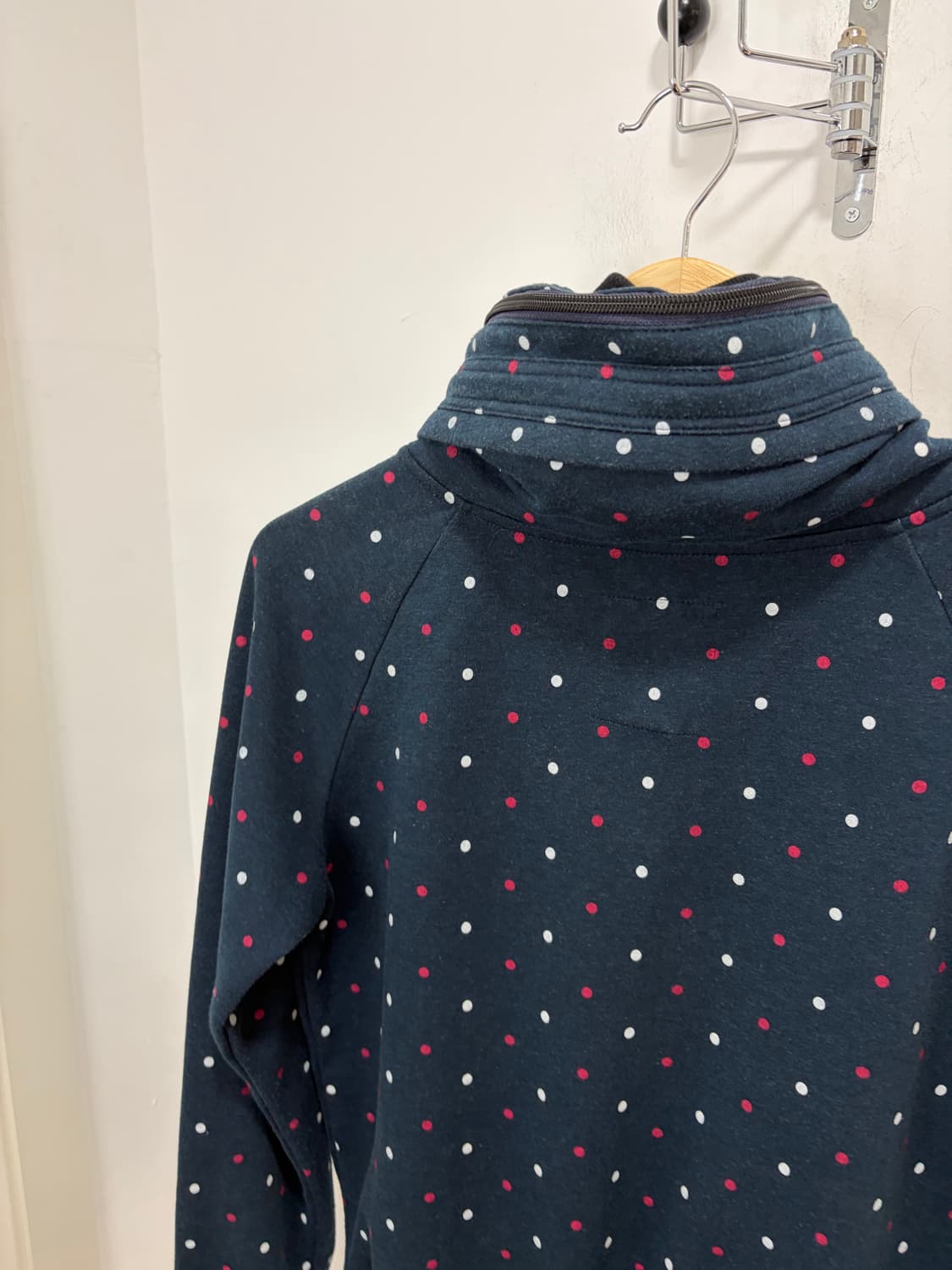 Bull 도트 땡땡이 하이넥 자켓 상품이미지10