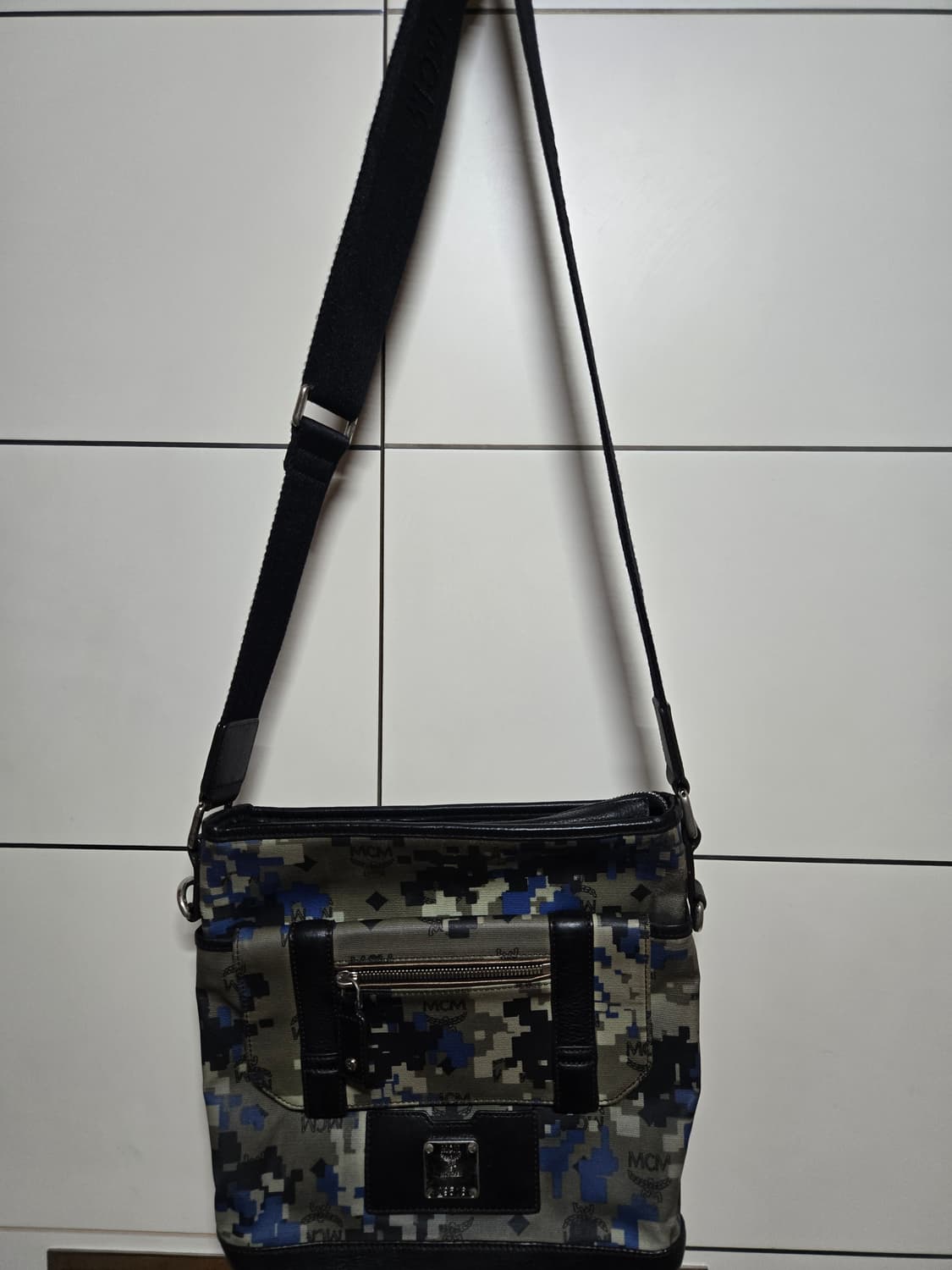 MCM 정품 카모 크로스백 상품이미지3