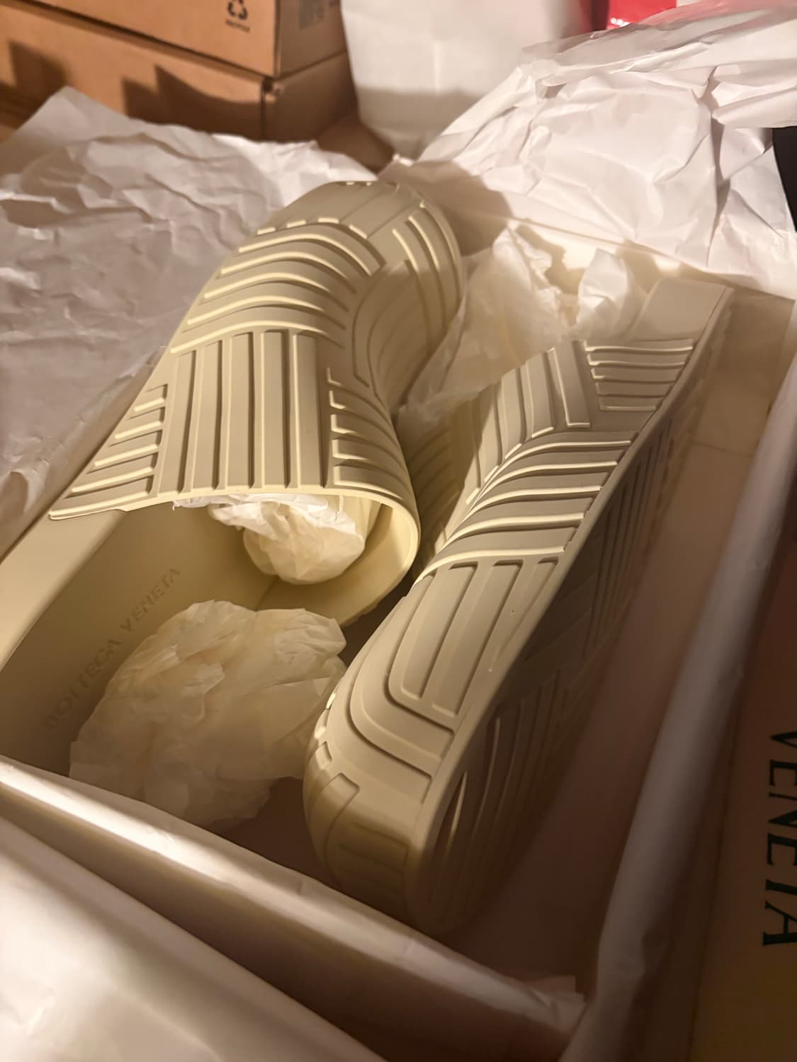 보테가 베네타 러버클로그 슬라이더 씨솔트43 상품이미지6