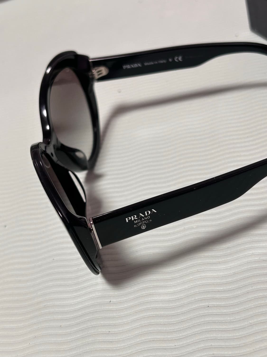 프라다 선글라스 상품이미지2