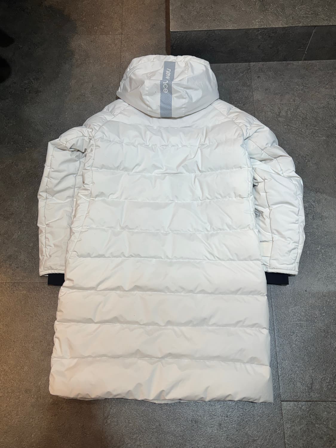 뉴발란스 구스다운 롱패딩 S사이즈 상품이미지3