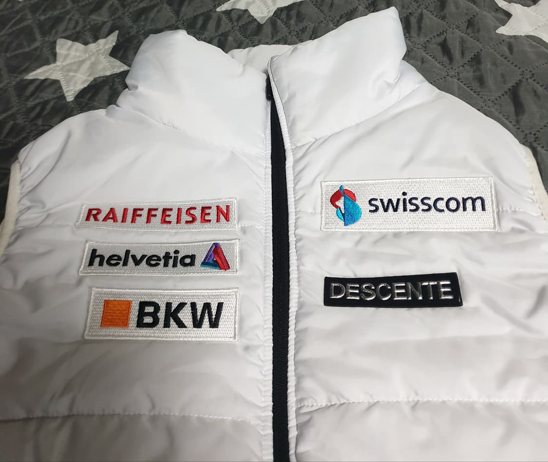 데상트 재팬 스위스스키 경량 패딩 조끼 (XL) 상품이미지2