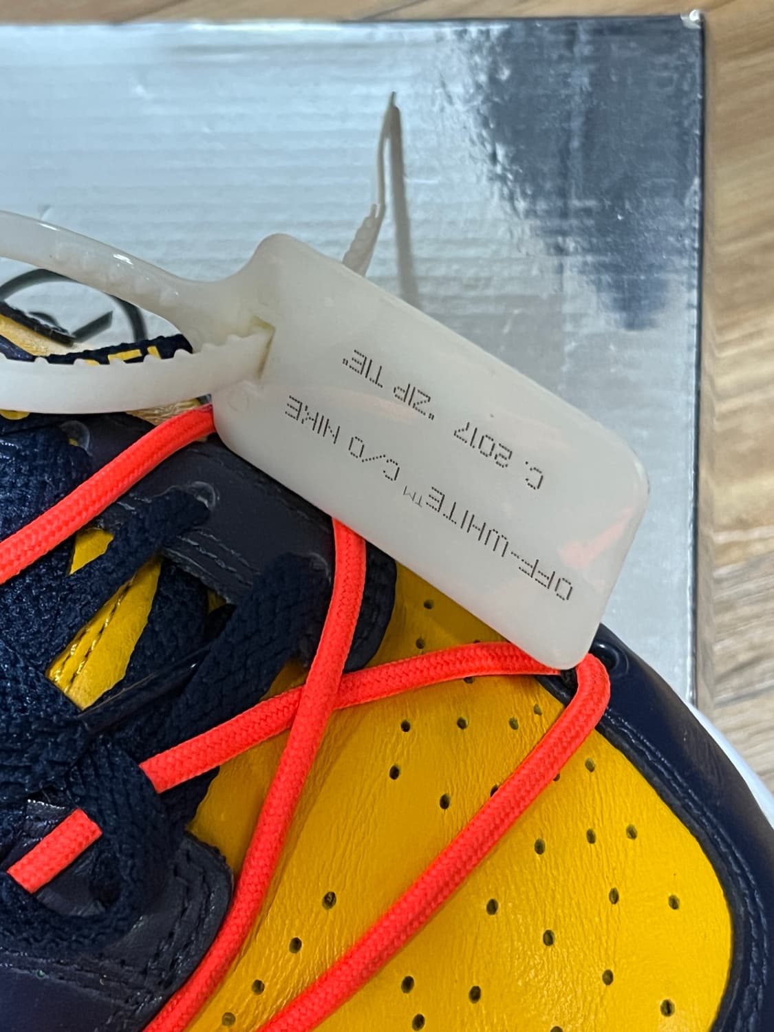 덩크로우 오프화이트 미시건 255  상품이미지4