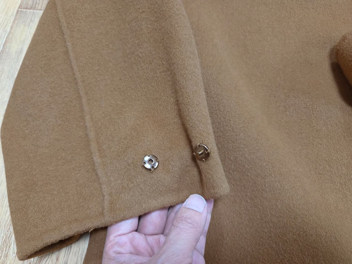 프론트로우(FRONTROW) 김나영 핸드메이드 퓨어울코트 프리사이즈 상품이미지7