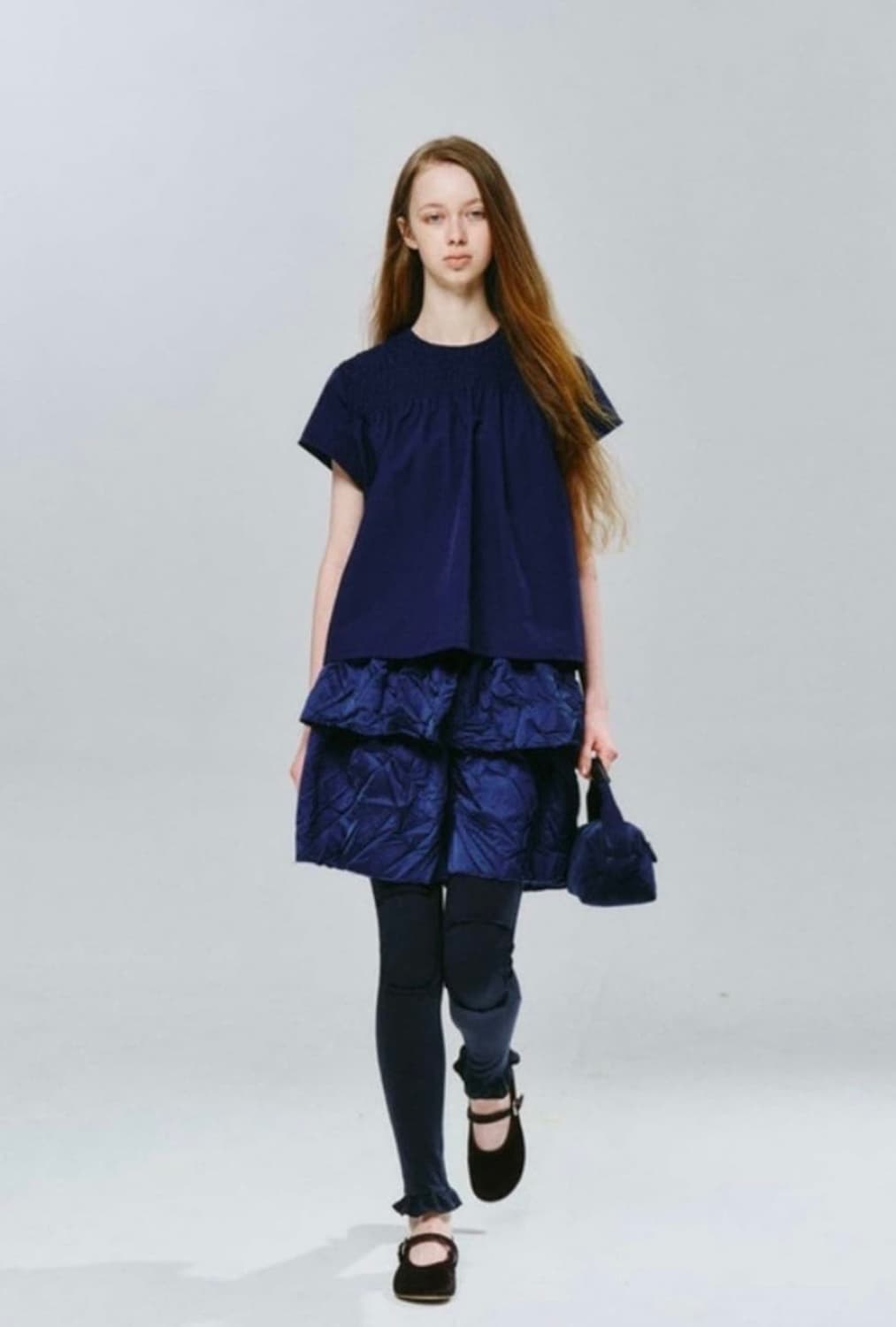 코스모스 cossmoss smoked yoke blouse 상품이미지2