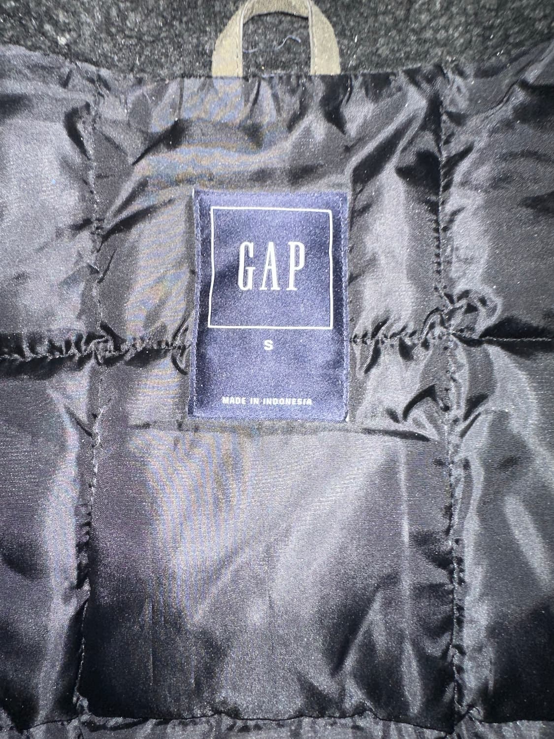 갭 GAP 패딩 S사이즈 판매합니다 상품이미지4