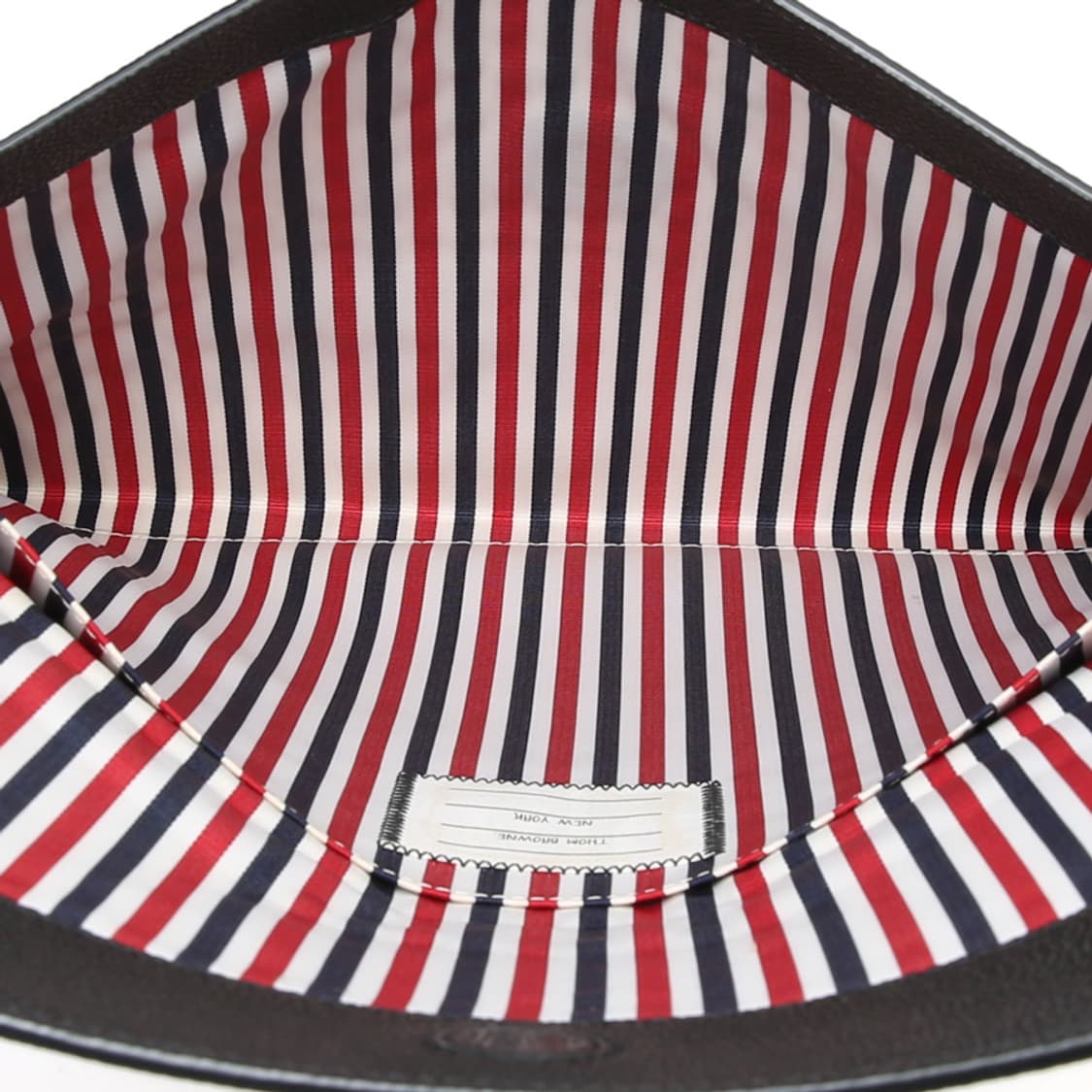 톰브라운 폴리오 남성 클러치백 도큐먼트 MAC108A 상품이미지9