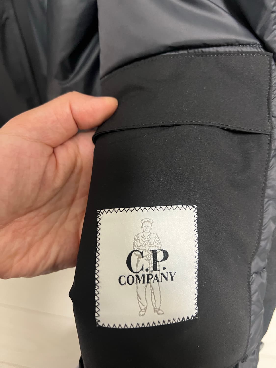 CP컴퍼니 25fw 프로텍 후드 자켓 블랙 L 상품이미지7