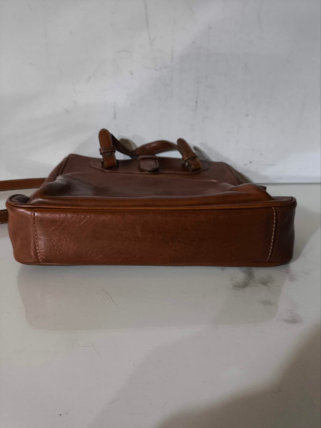 몽삭 00's 에이징 가죽 크로스백 서류가방 상품이미지3