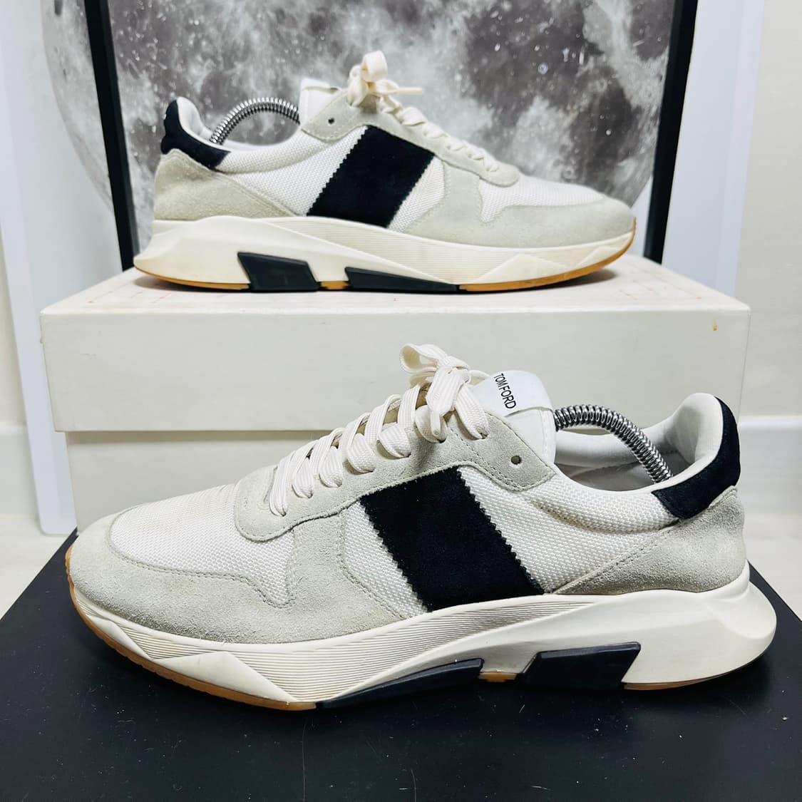 정품 10) 톰포드 자가 스웨이드  스니커즈 280 상품이미지1