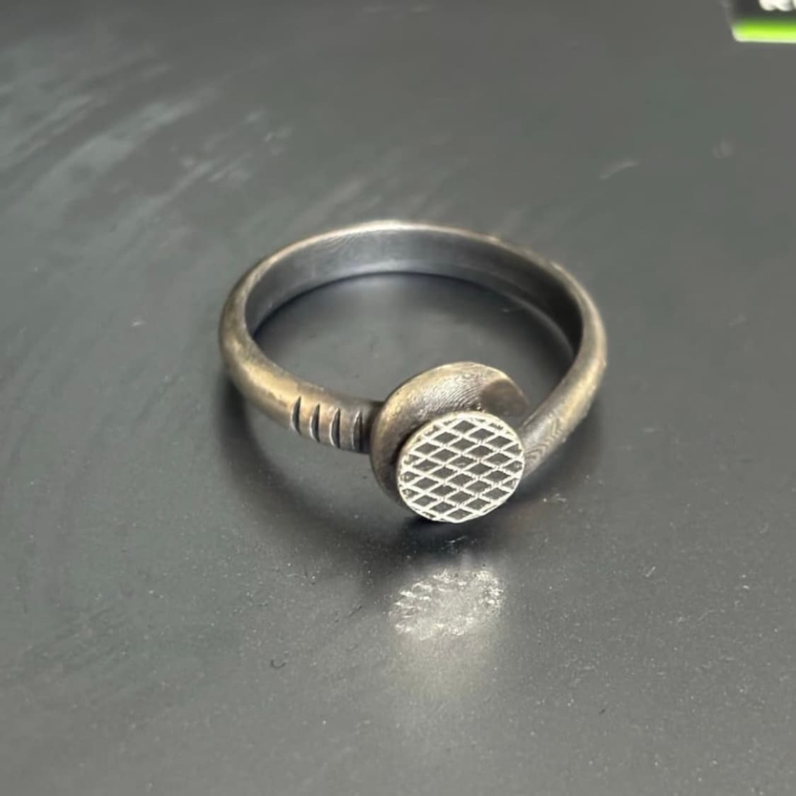 구이디 네일헤드 링 L 상품이미지1