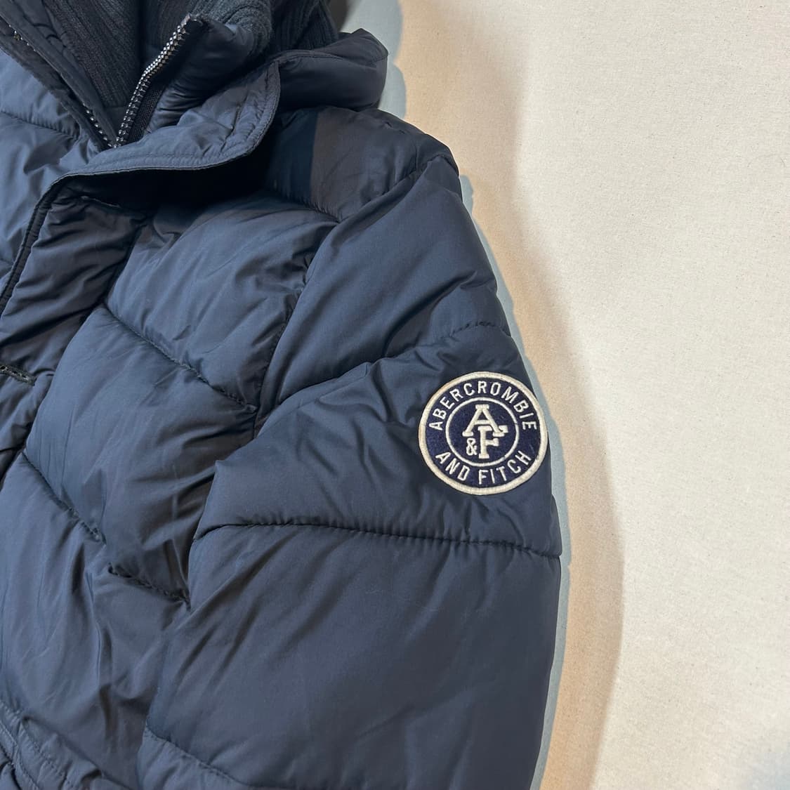 M) 아베크롬비 네이비 패딩 점퍼 상품이미지2