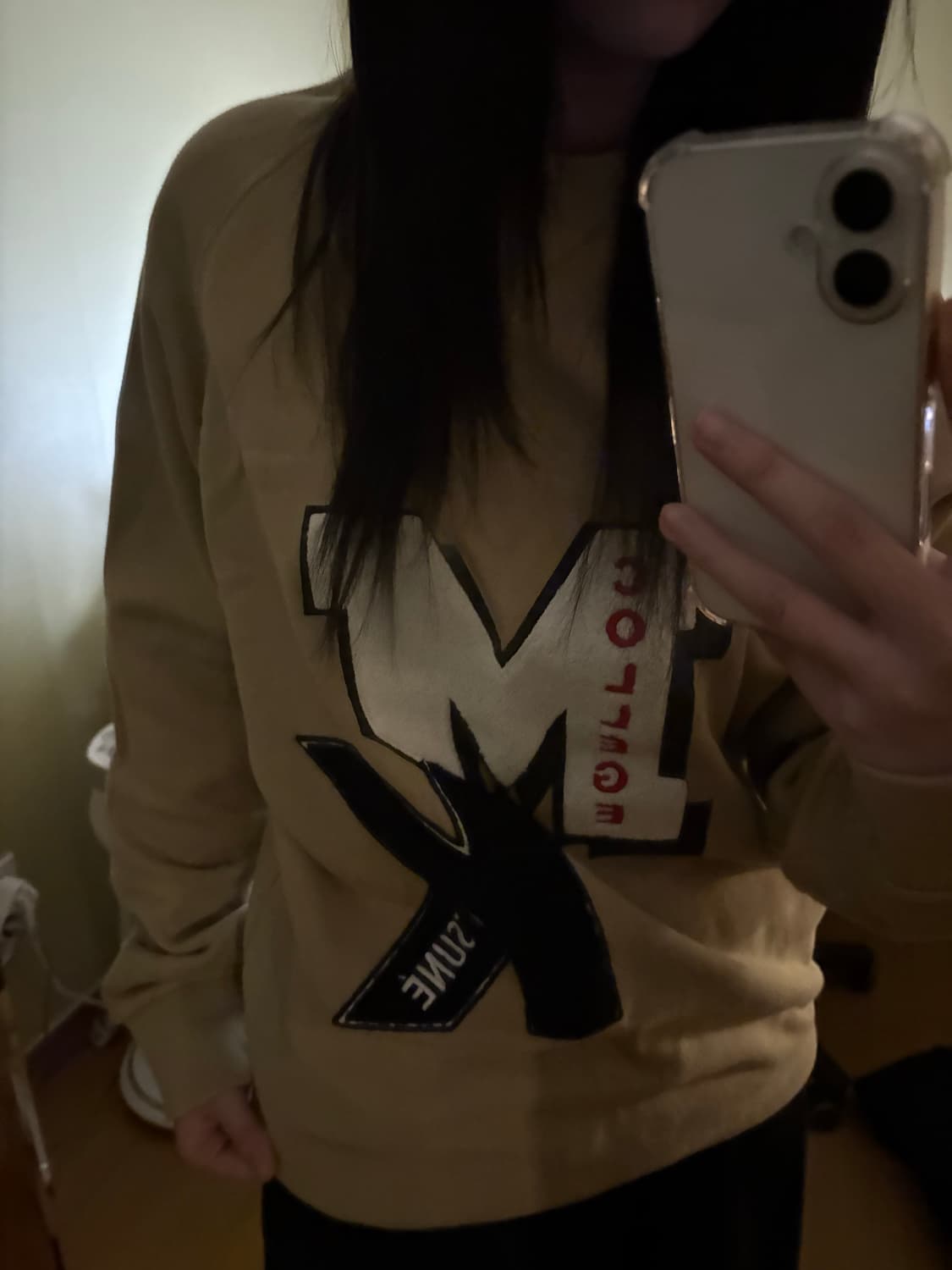 몽클레어 베이지맨투맨 상품이미지1