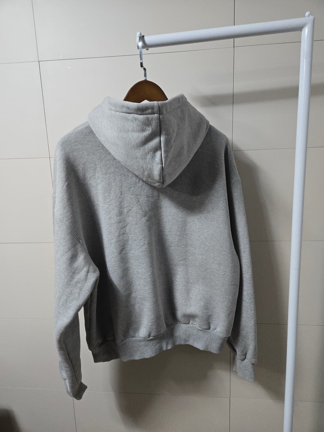 더뮤지엄비지터 스프레이 드로잉.기모 후디 (공용  프리) 상품이미지5